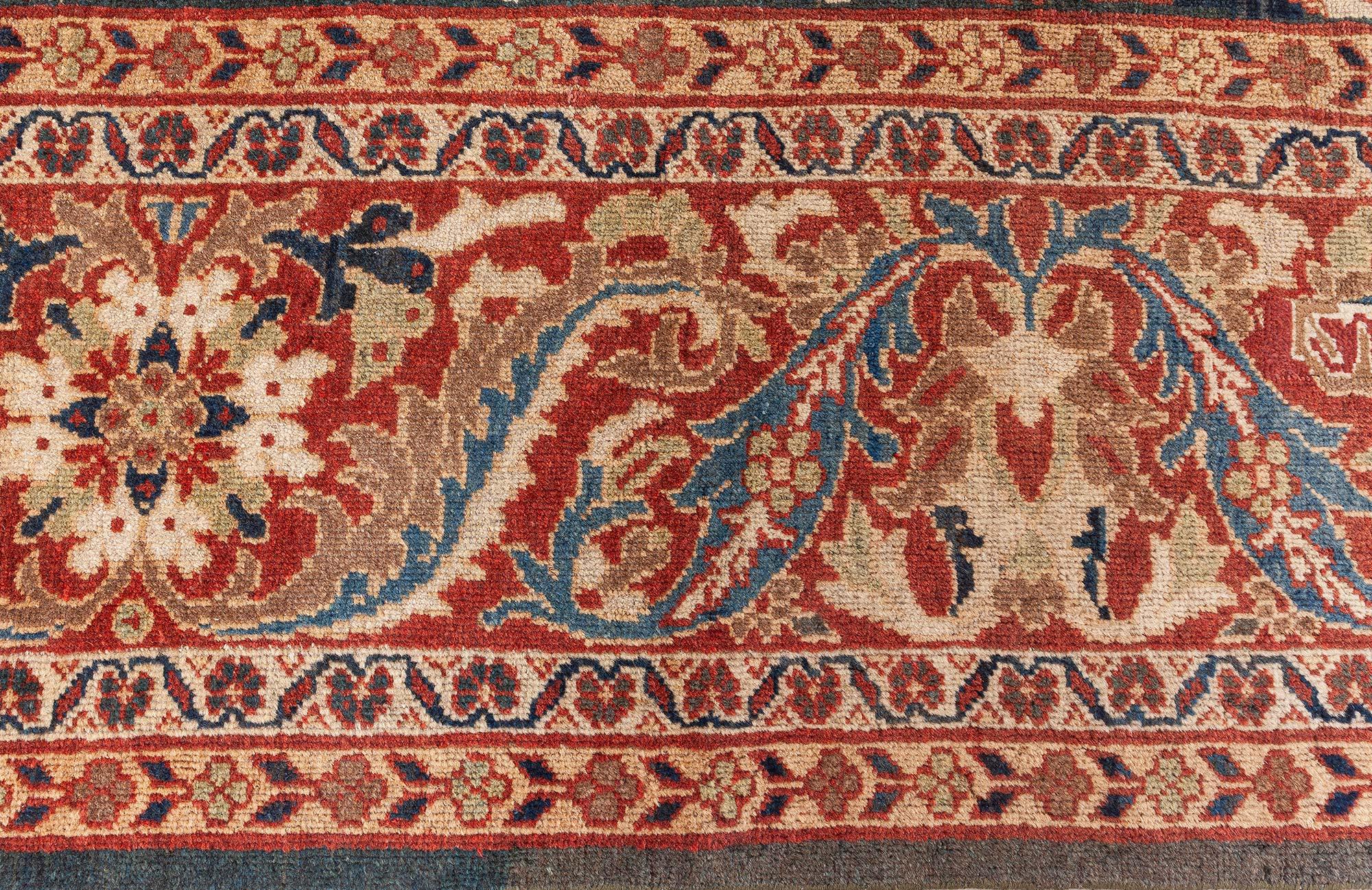 Tapis persan ancien Sultanabad Doris Leslie Blau Bon état - En vente à New York, NY