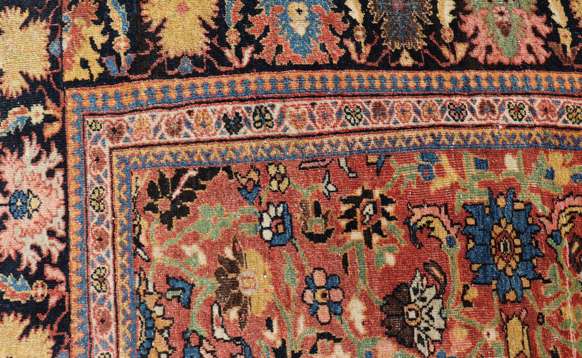Mesures : 12'4 x 17'0 
Antique Persian Sultanabad Rug Feating a All-Over Floral Design 12'4 x 17'0. Keivan Woven Arts / tapis X23-0801, pays d'origine / type : Iran / Sultanabad, vers 1910. 

Ce tapis ancien persan de Sultanabad illustre