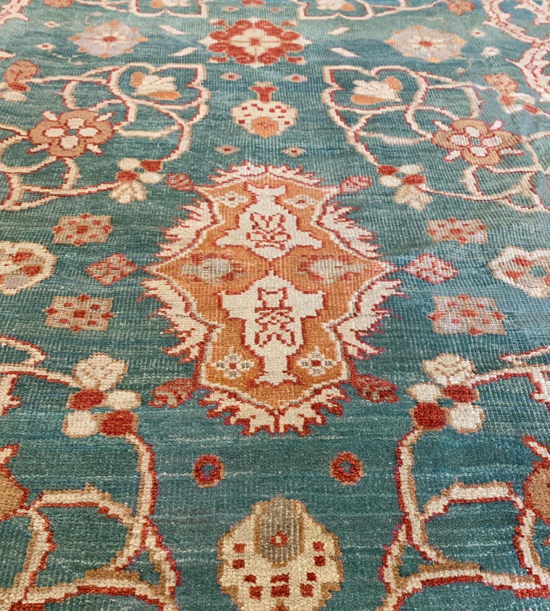 Wool Late 19th Century Hand-Woven Persian Sultanabad Rug For Sale