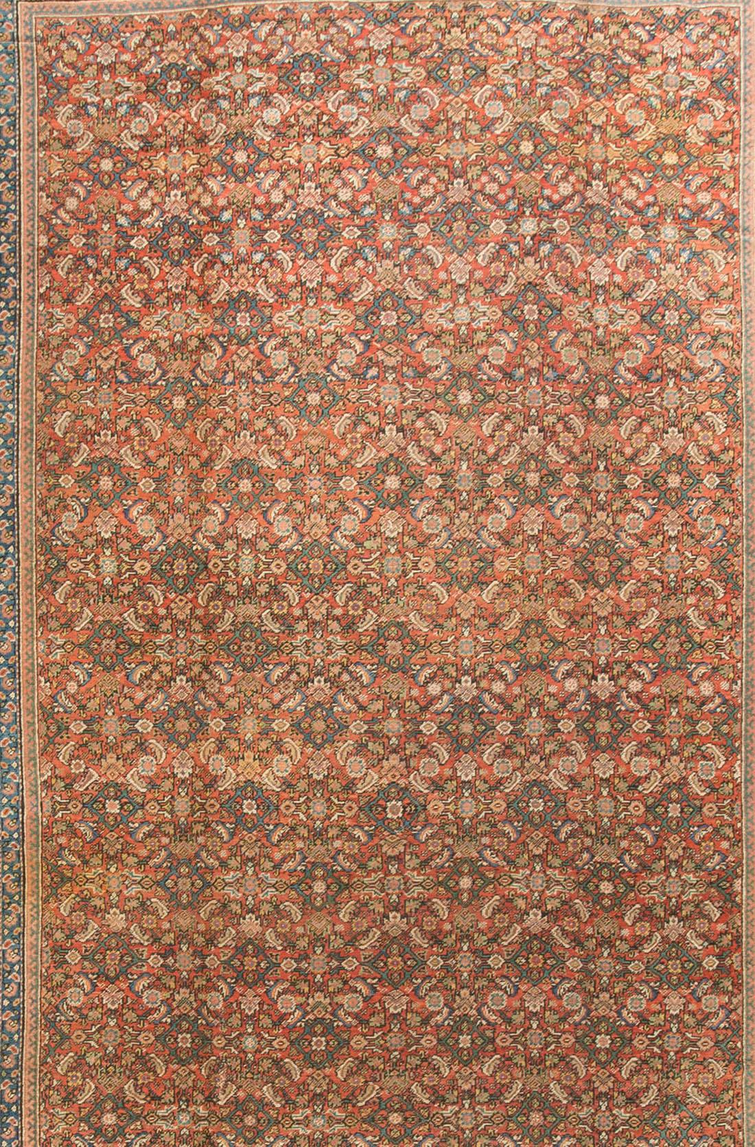 Antique Persian Sultanabad Rug circa 1900 In Good Condition For Sale In Secaucus, NJ