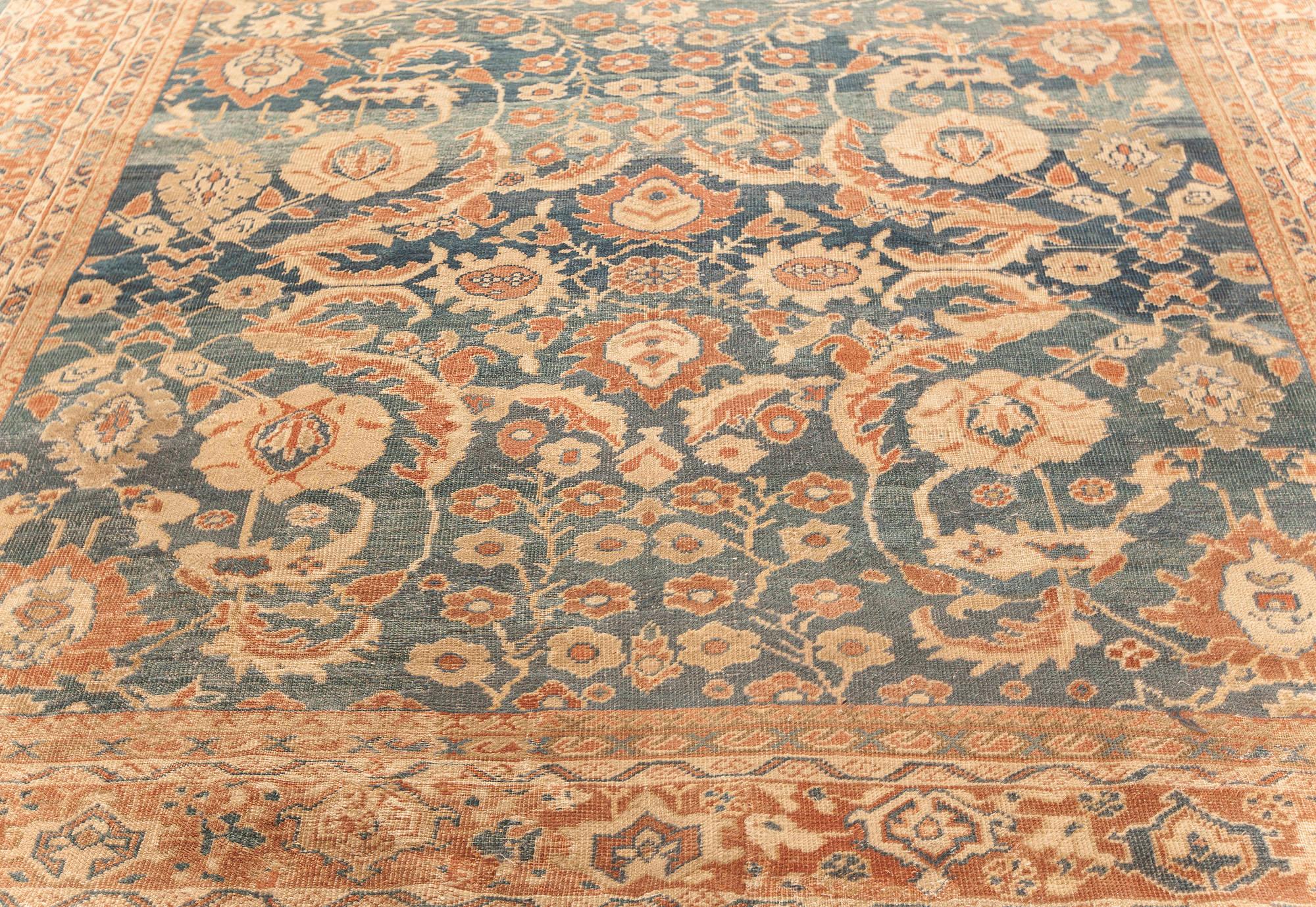 High-quality Persian Sultanabad Beige, Blue, Red Handmade Wool Rug In Good Condition In New York, NY