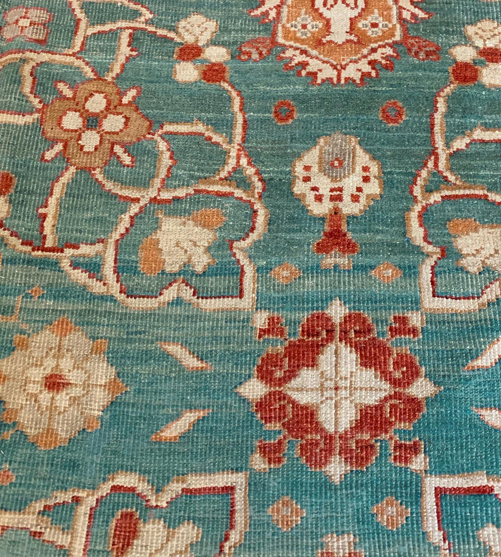 Late 19th Century Hand-Woven Persian Sultanabad Rug For Sale 1