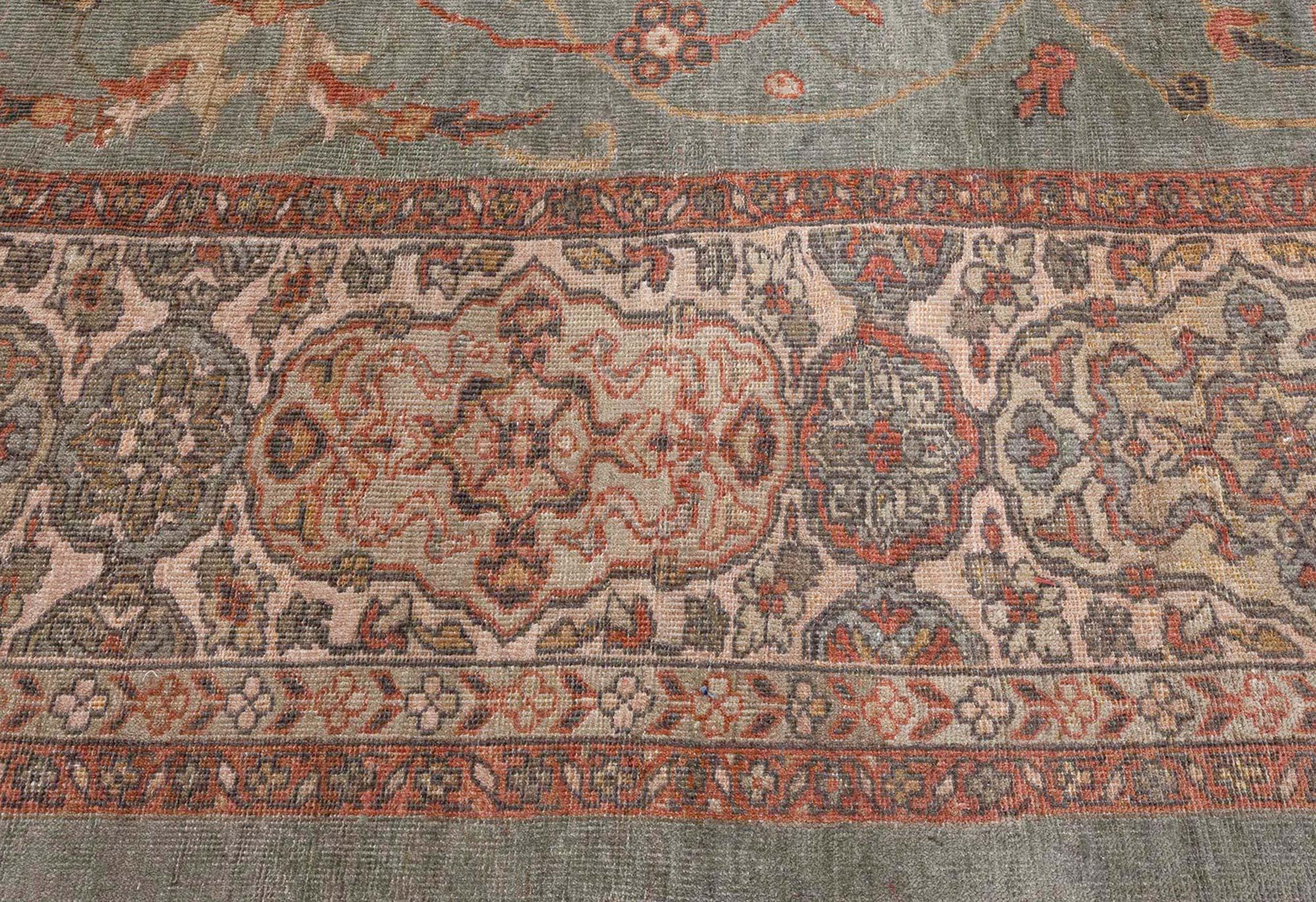 Doris Leslie Blauer antiker persischer Sultanabad-Teppich in Blau im Zustand „Gut“ im Angebot in New York, NY