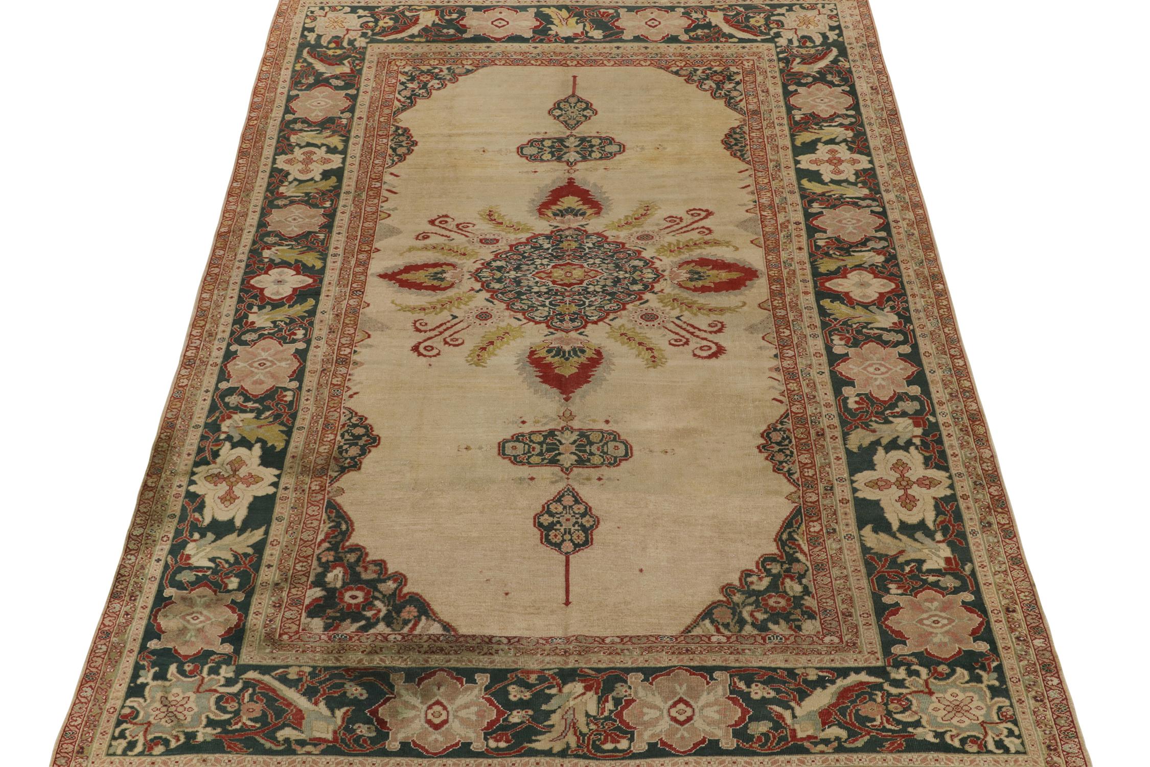 Cet ancien tapis persan Sultanabad 8x12 est le dernier ajout aux curations de classiques rares de Rug & Kilim. Noué à la main en laine vers 1920-1930.
Plus loin dans la conception :
Cette pièce présente un jeu rare de vert forêt et de rouge