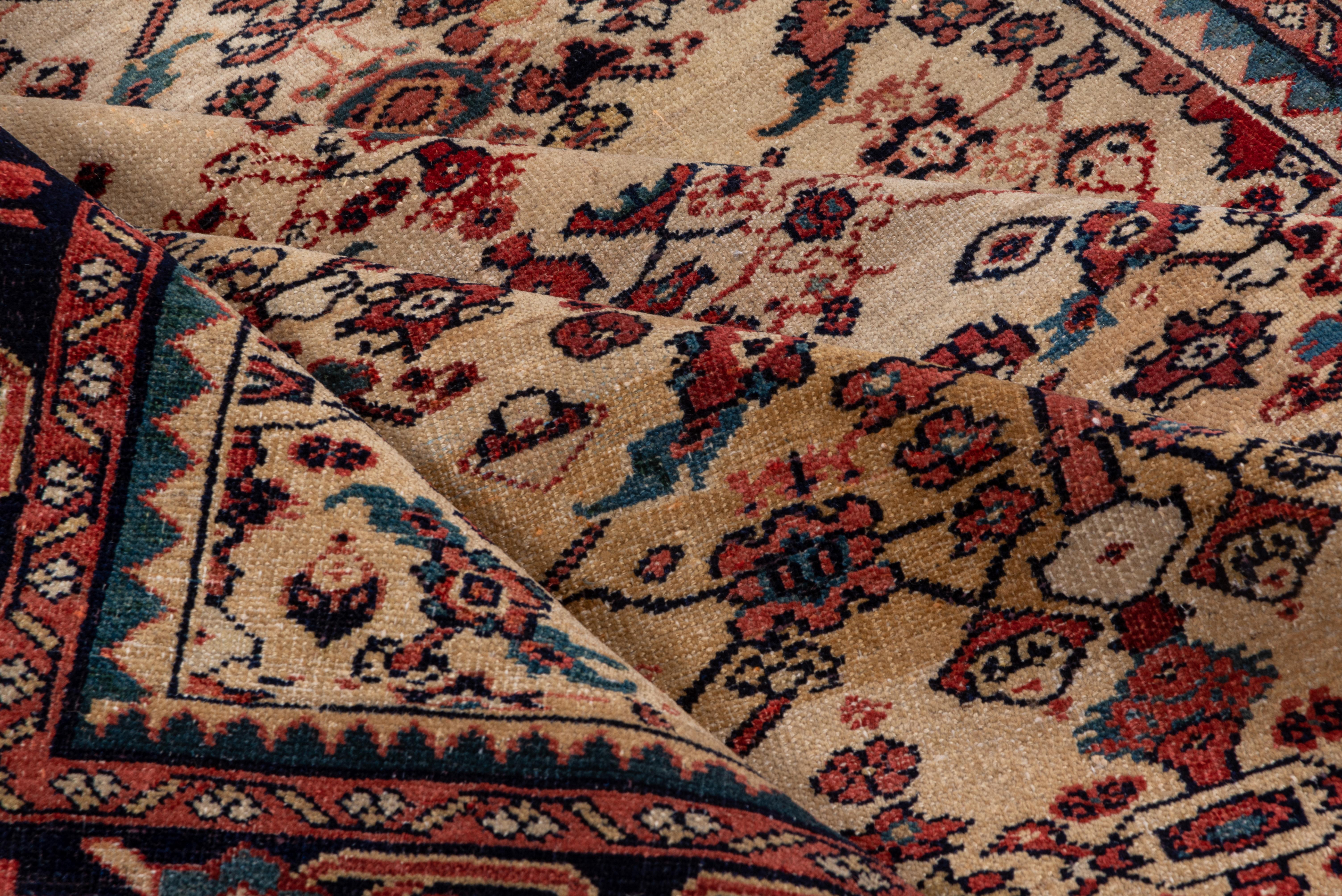 Antique Persian Sultanabad Rug, Ivory Field, Dark Navy Borders, circa 1900s In Good Condition For Sale In New York, NY