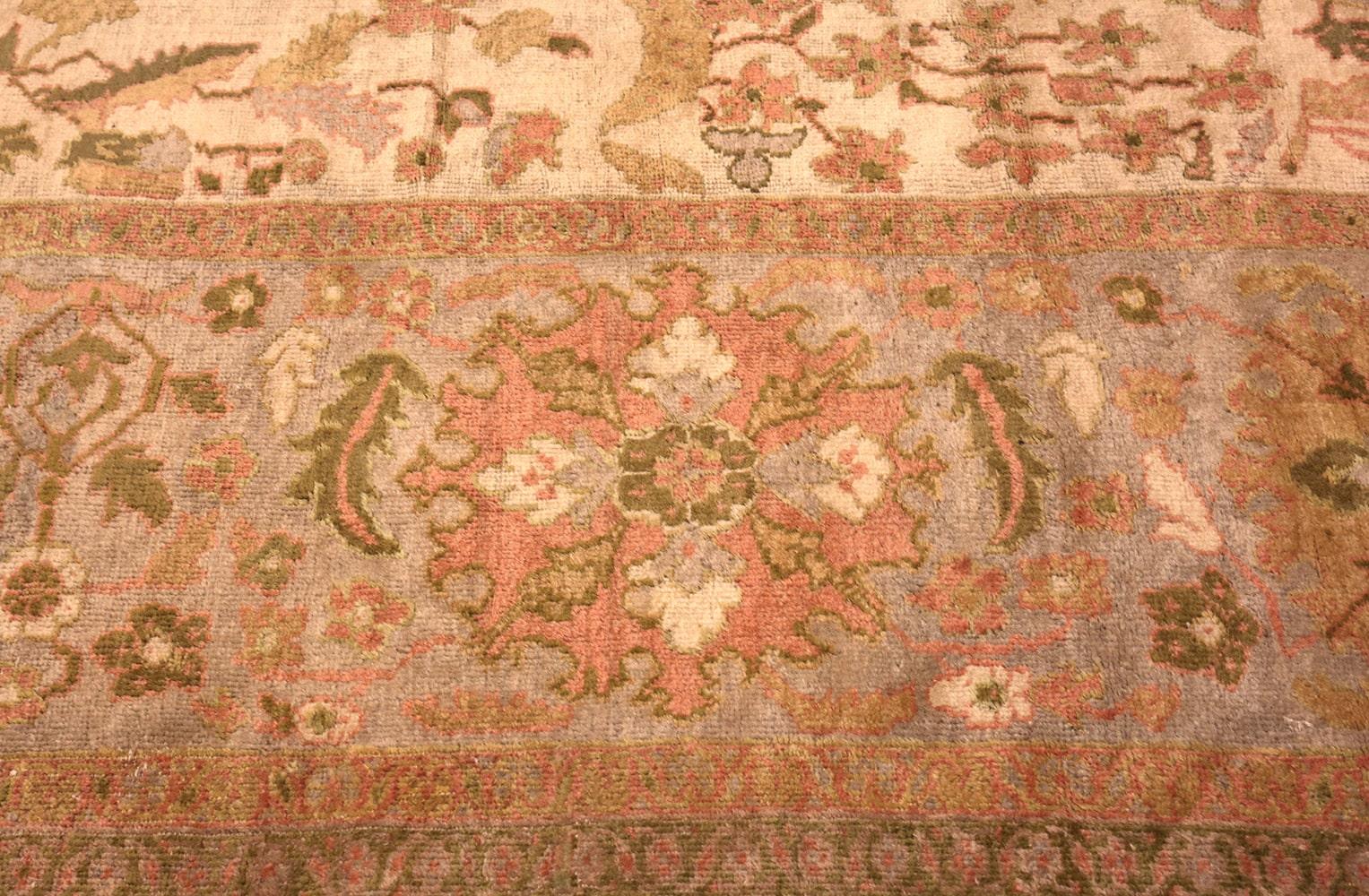 Antique Persian Sultanabad Rug. Size: 13 ft 9 in x 18 ft 5 in 8