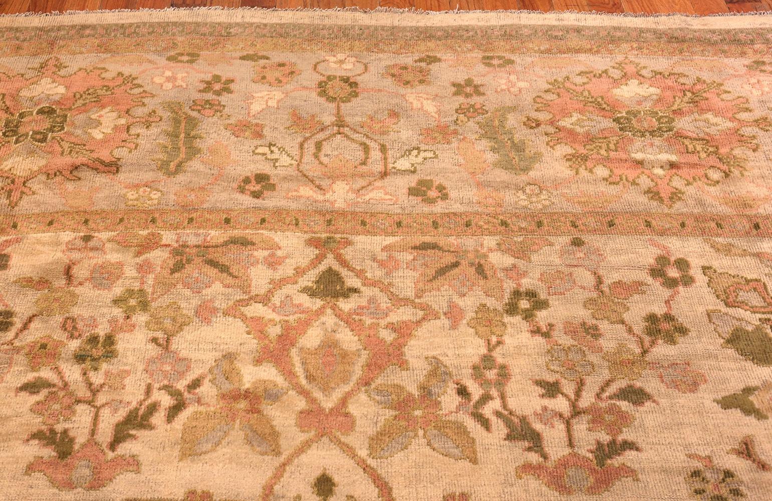 Antique Persian Sultanabad Rug. Size: 13 ft 9 in x 18 ft 5 in 1