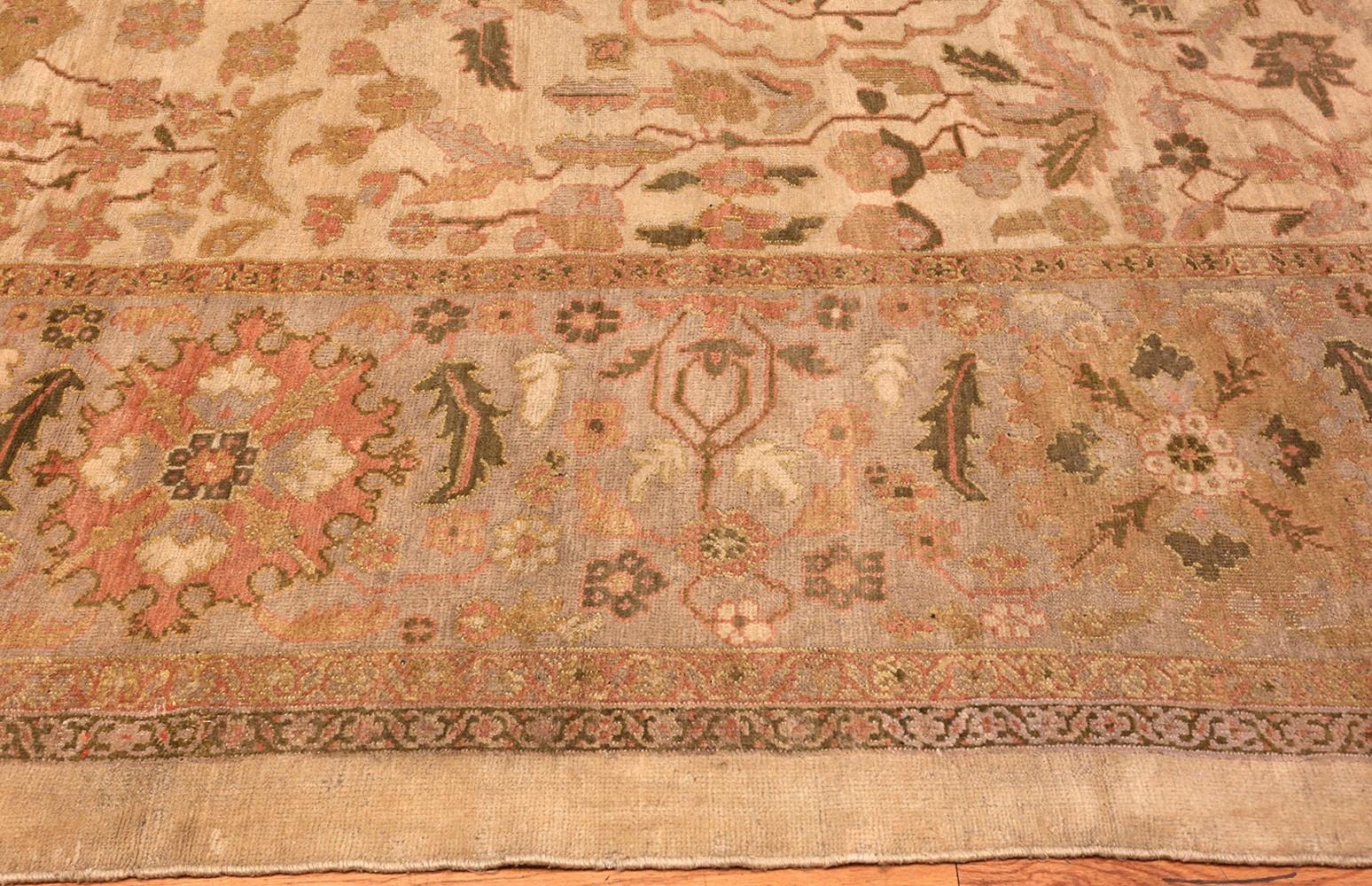 Antique Persian Sultanabad Rug. Size: 13 ft 9 in x 18 ft 5 in 2