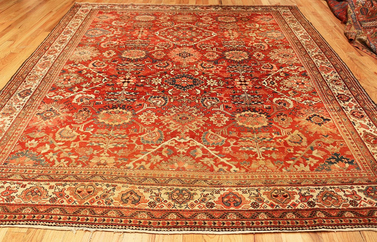 Wool Antique Persian Sultanabad Rug. Size: 8 ft 7 in x 9 ft 10 in For Sale