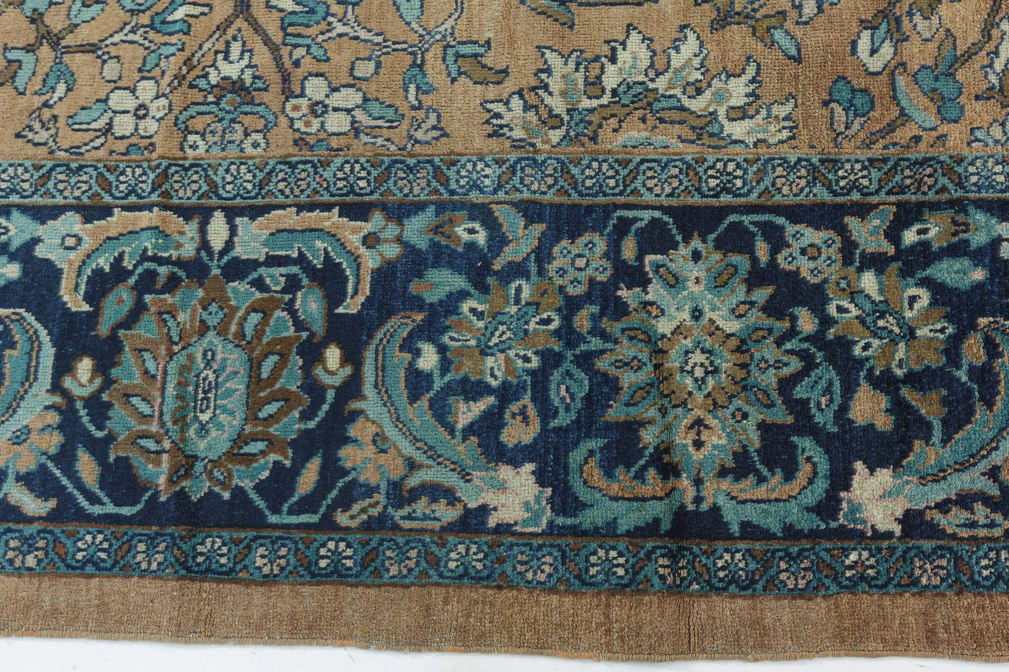 Antique Persian Sultanabad Rug 'Size Adjusted' In Good Condition For Sale In New York, NY