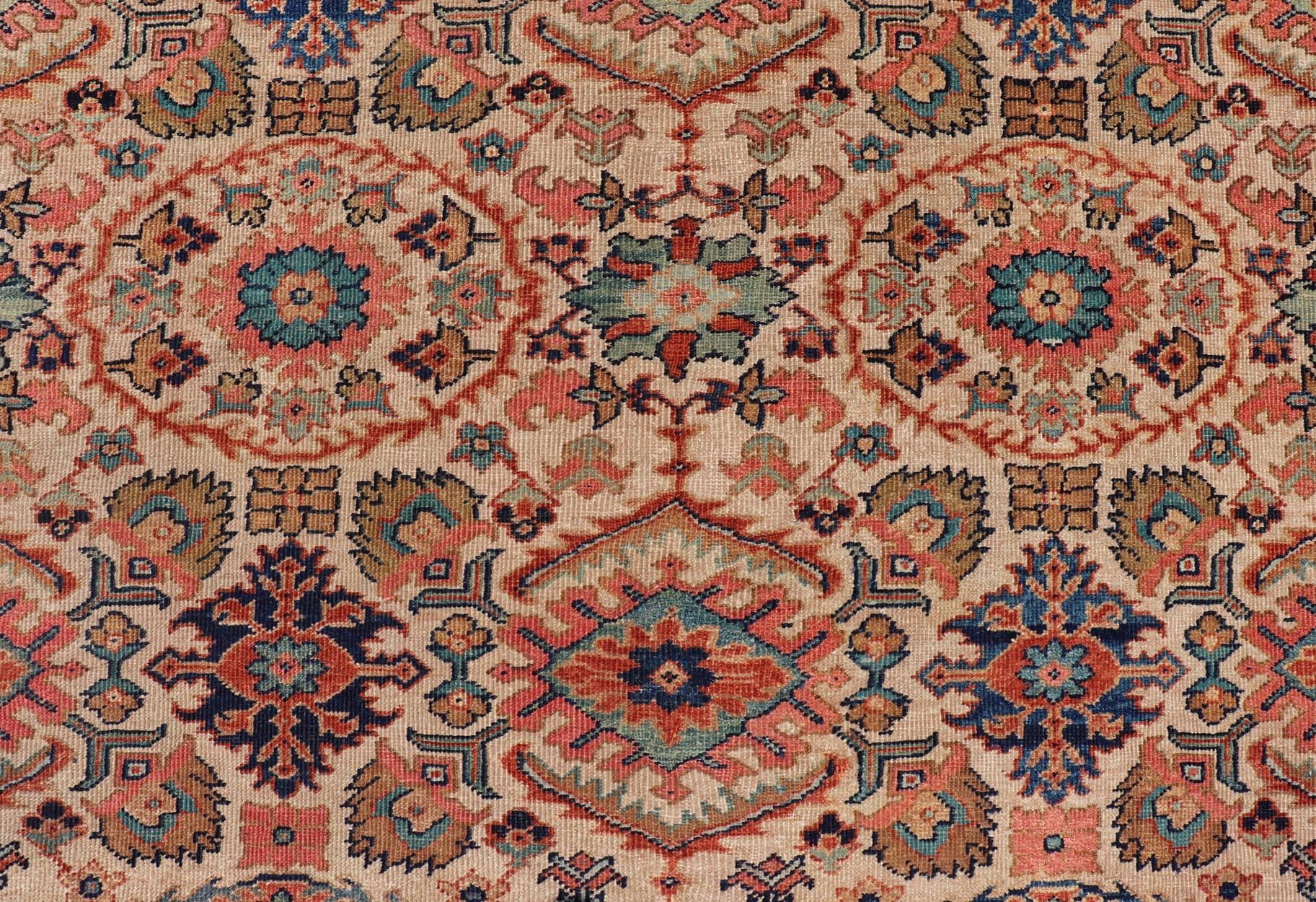 Antico tappeto persiano Sultanabad Rugs con disegno sub geometrico all over su campo avorio in vendita 5