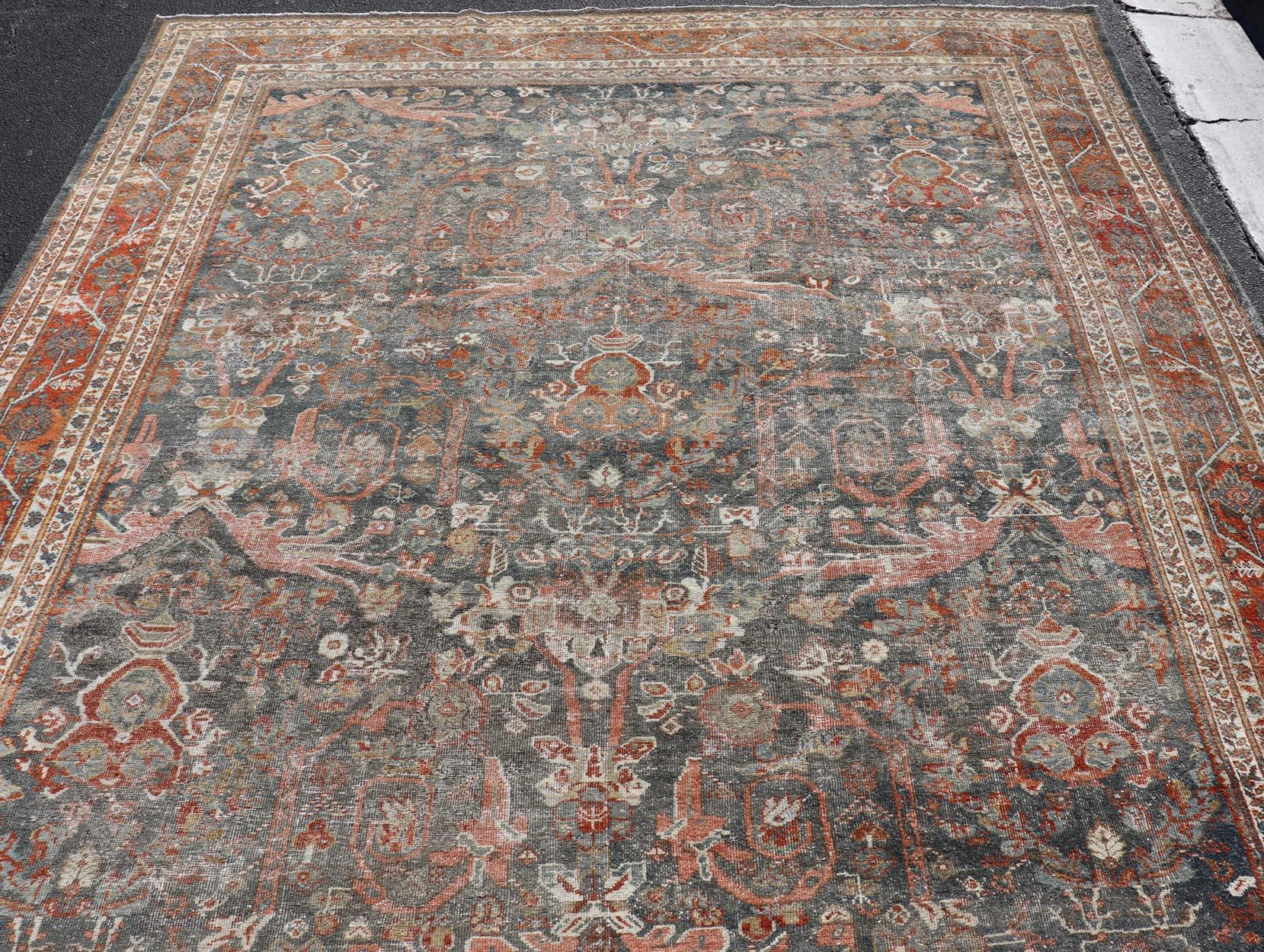 Ancien tapis persan Sultanabad Rugs avec motifs floraux Allover Bleu sourd 10'2 x 16'3 Bon état - En vente à Atlanta, GA