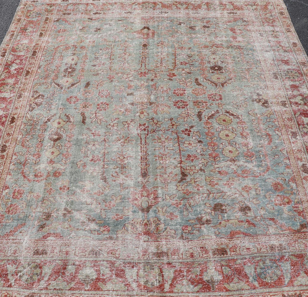 Antiker persischer Sultanabad-Teppich aus Sultanabad mit eleganten Blumenmotiven in Weichblau 7'5 x 9'4 (Wolle) im Angebot