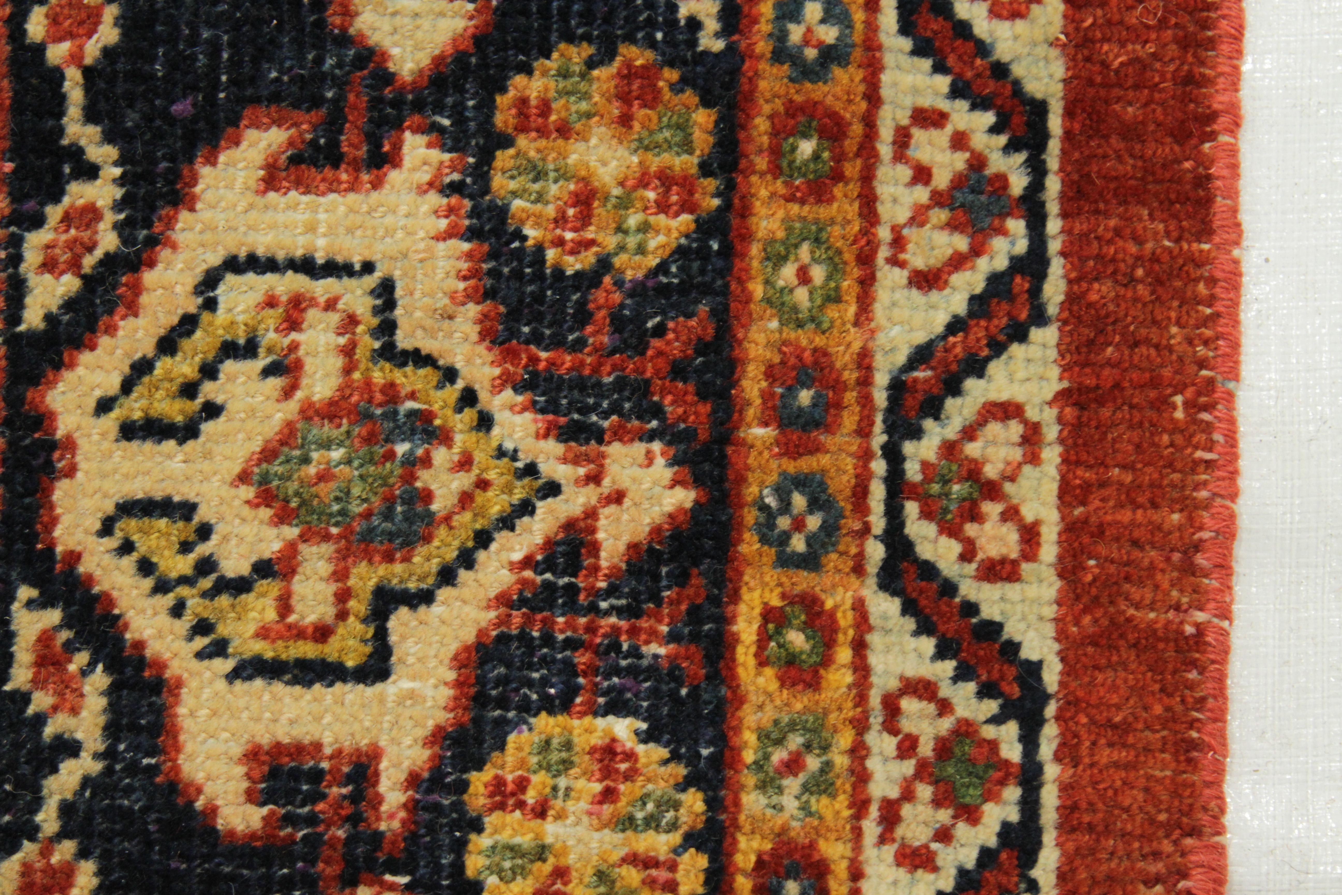 Tapis persan ancien de Sultanabad avec champ géométrique et bordure Stellar, vers 1920 en vente 2