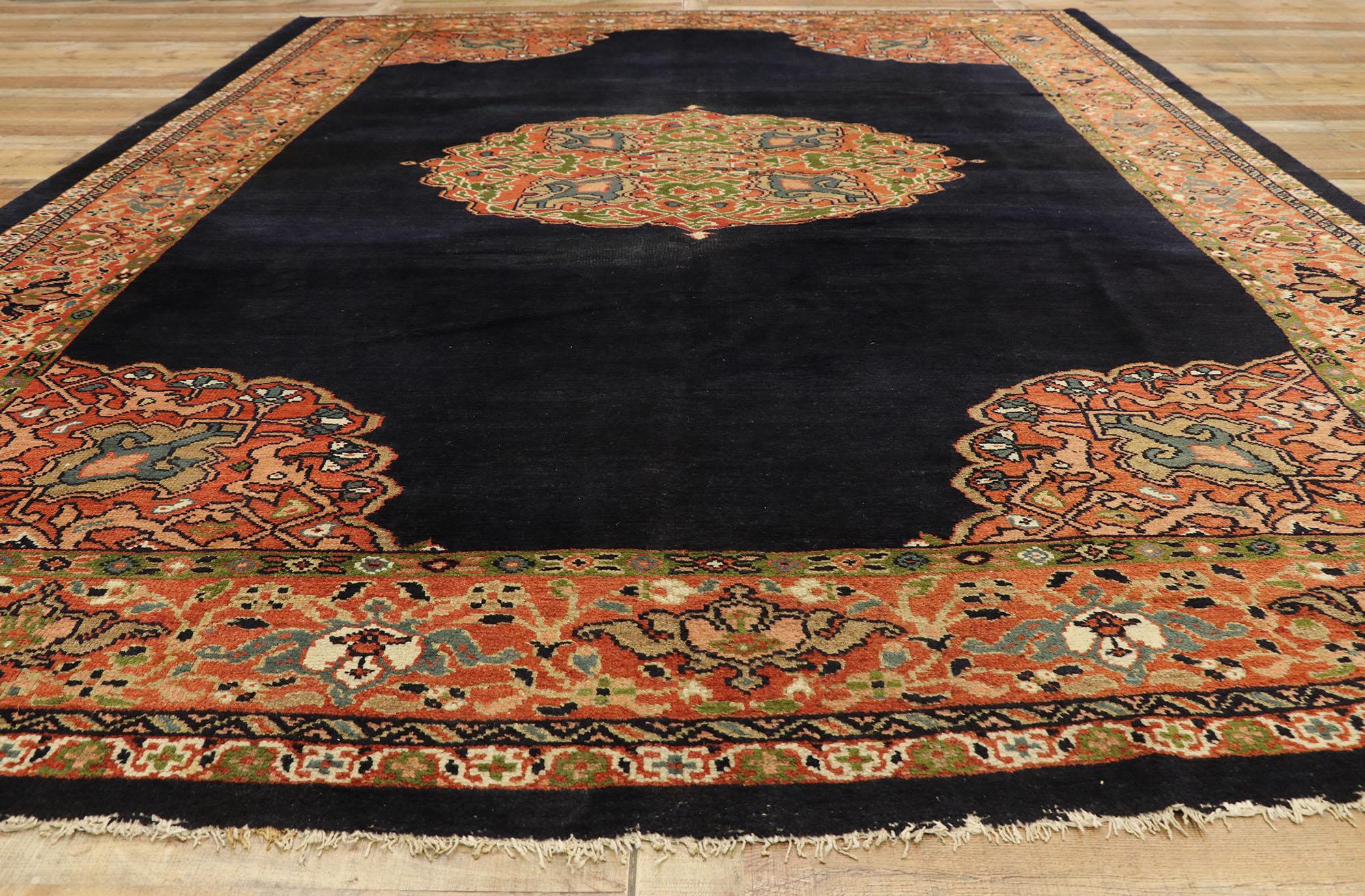 Tapis persan ancien de Sultanabad de la fin du XIXe siècle avec style jacobéen moderne en vente 2