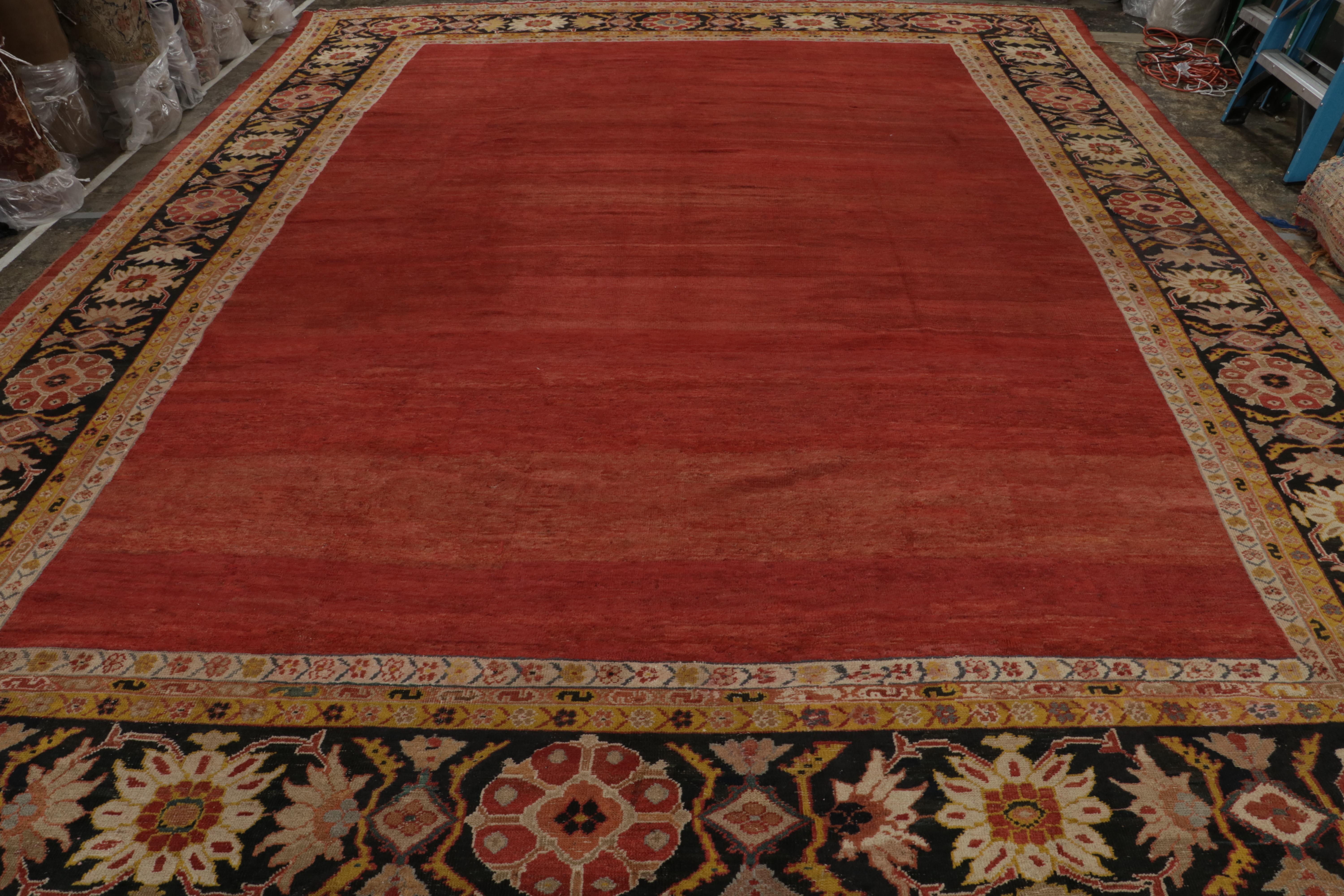 Handgeknüpft in Wolle um 1920-1930, ein antiker 13x17 Sultanabad-Teppich um 1920-1930 - die neueste Ergänzung der antiken Auswahl von Rug & Kilim.

Über das Design:

Dieser Teppich ist eines der persönlichen Lieblingsstücke von R&K-Direktor