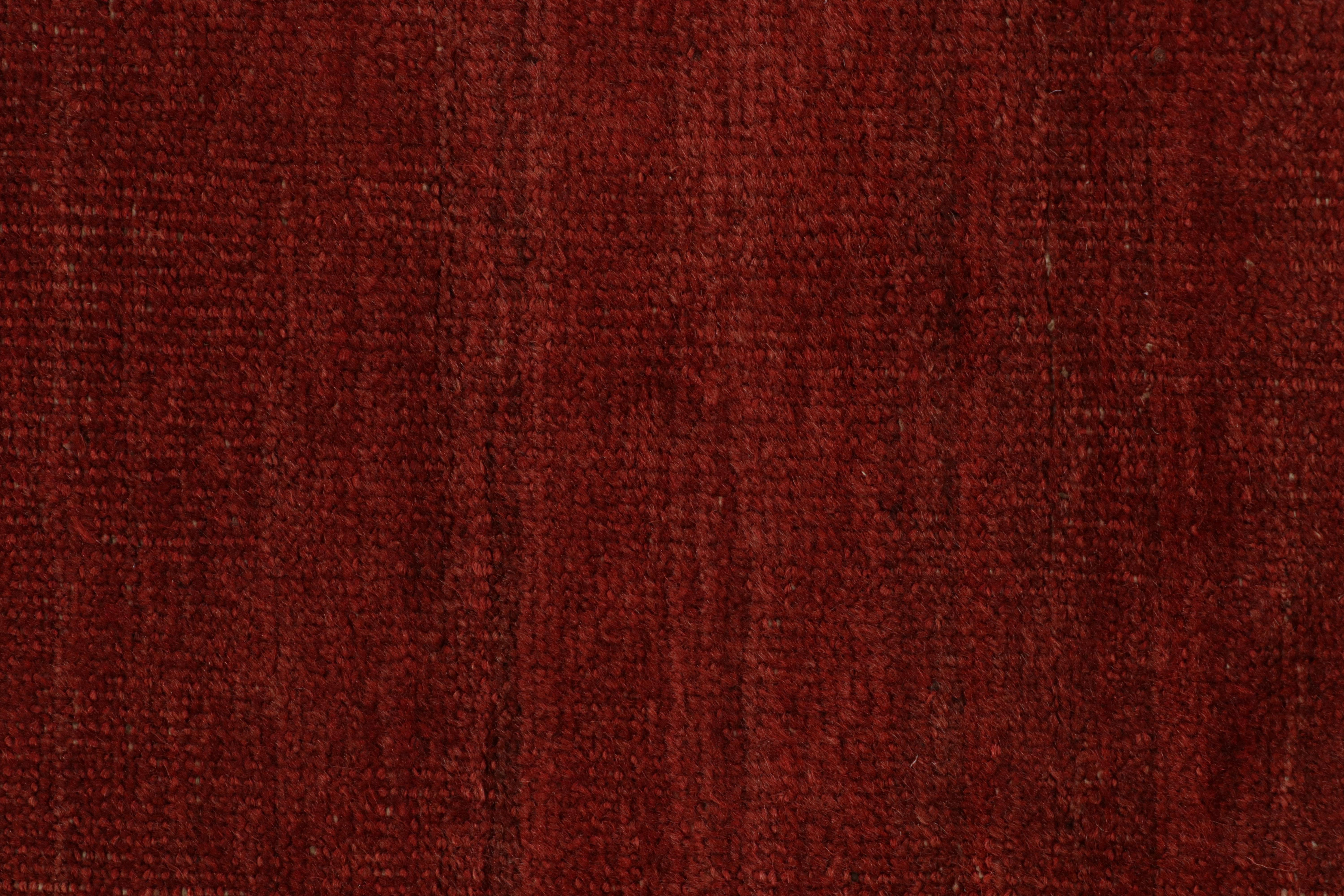 Antiker persischer Sultanabad-Teppich aus Sultanabad mit rotem, offenem Feld von Rug & Kilim (Frühes 20. Jahrhundert) im Angebot