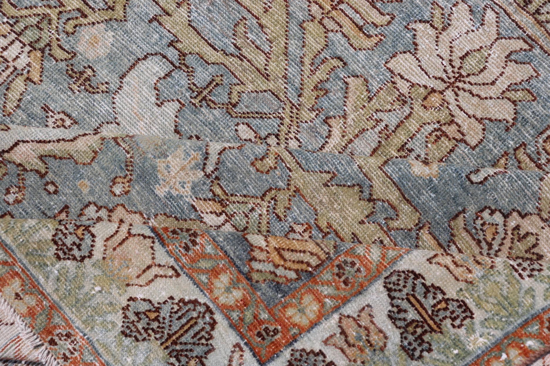Antiker persischer Sultanabad-Teppich aus Sultanabad mit weicher blauer Palette  5'0 x 8'0 im Angebot 5
