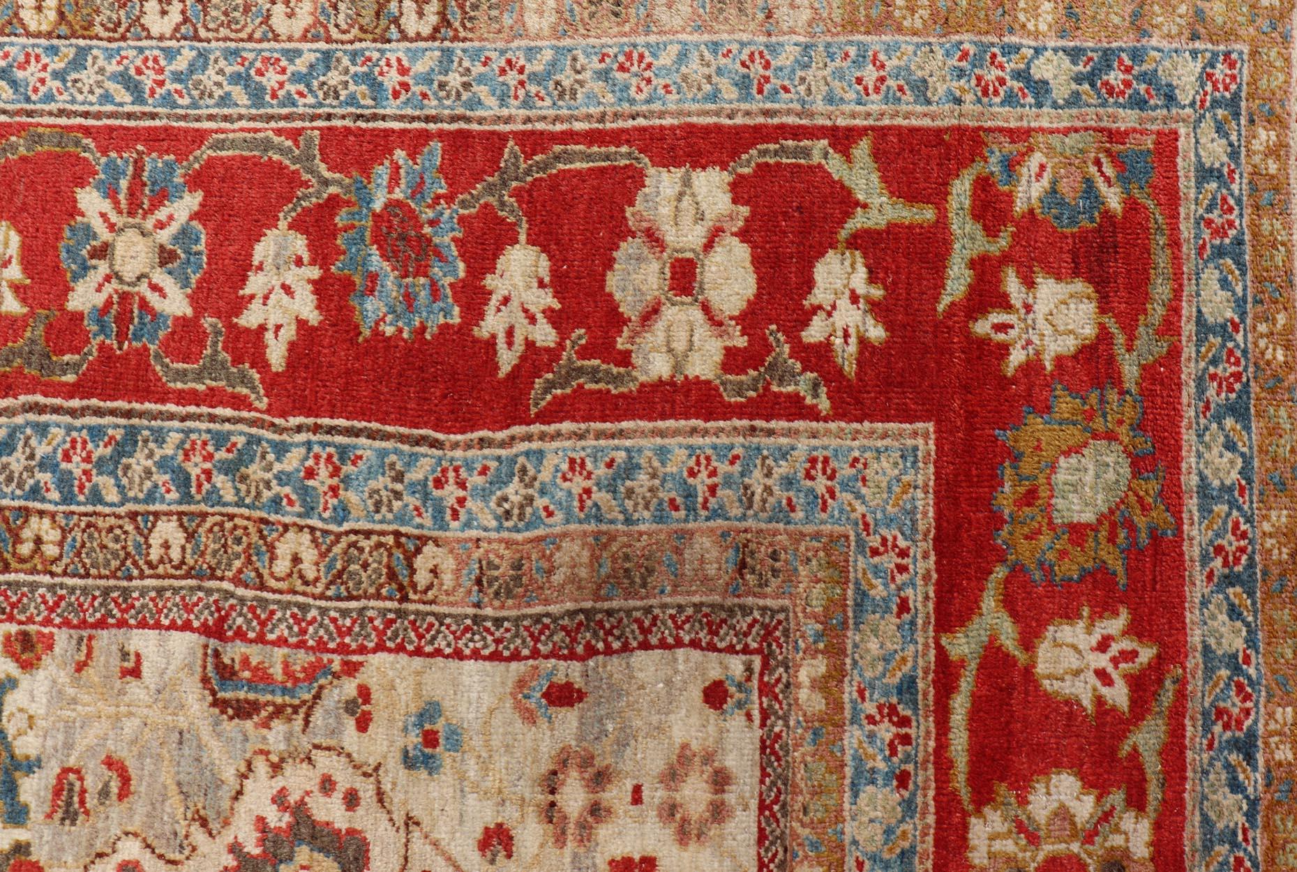 Remarkable Antique Persian Ziegler Sultanabad Carpet  For Sale 4