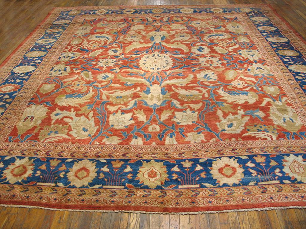 Antique Persian Sultanabad Rug In Good Condition For Sale In New York, NY