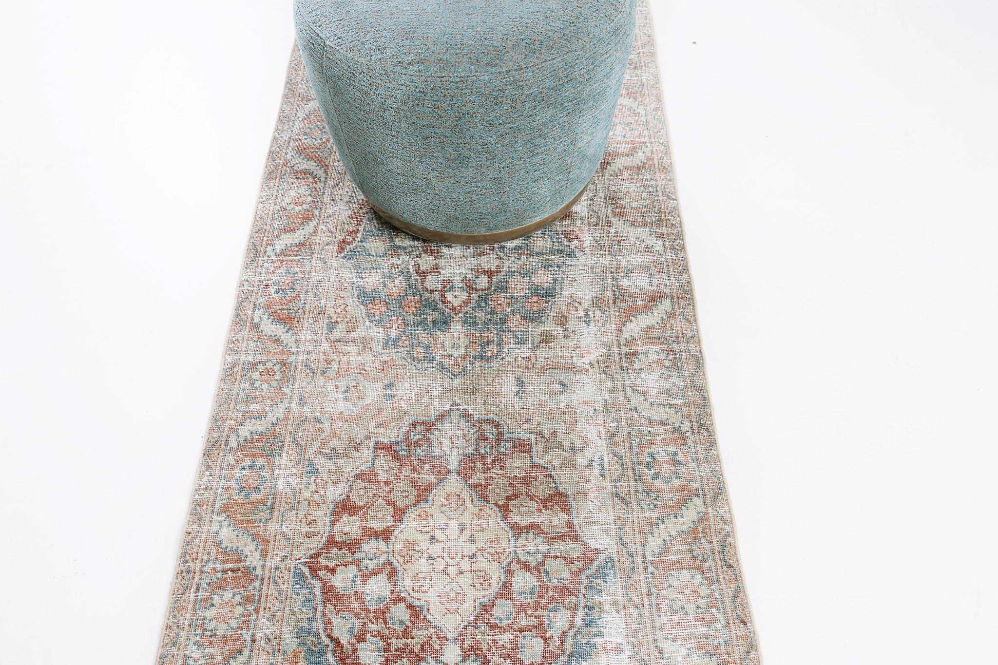 Antique Persian Tabriz 29680 In Good Condition For Sale In WEST HOLLYWOOD, CA