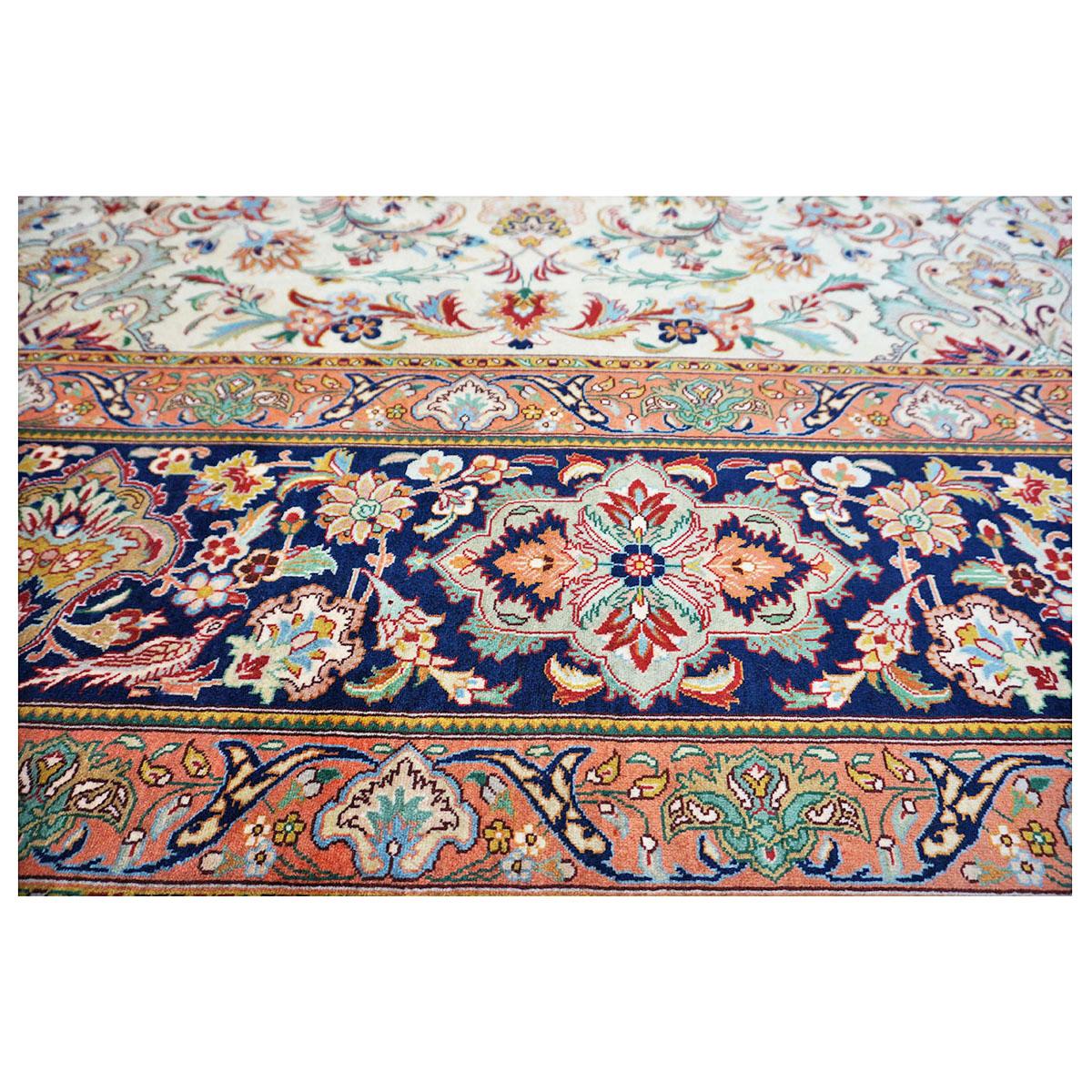 Antike persische Tabriz 9x12 Elfenbein, Pfirsich, & Marine handgefertigten Bereich Teppich im Angebot 1