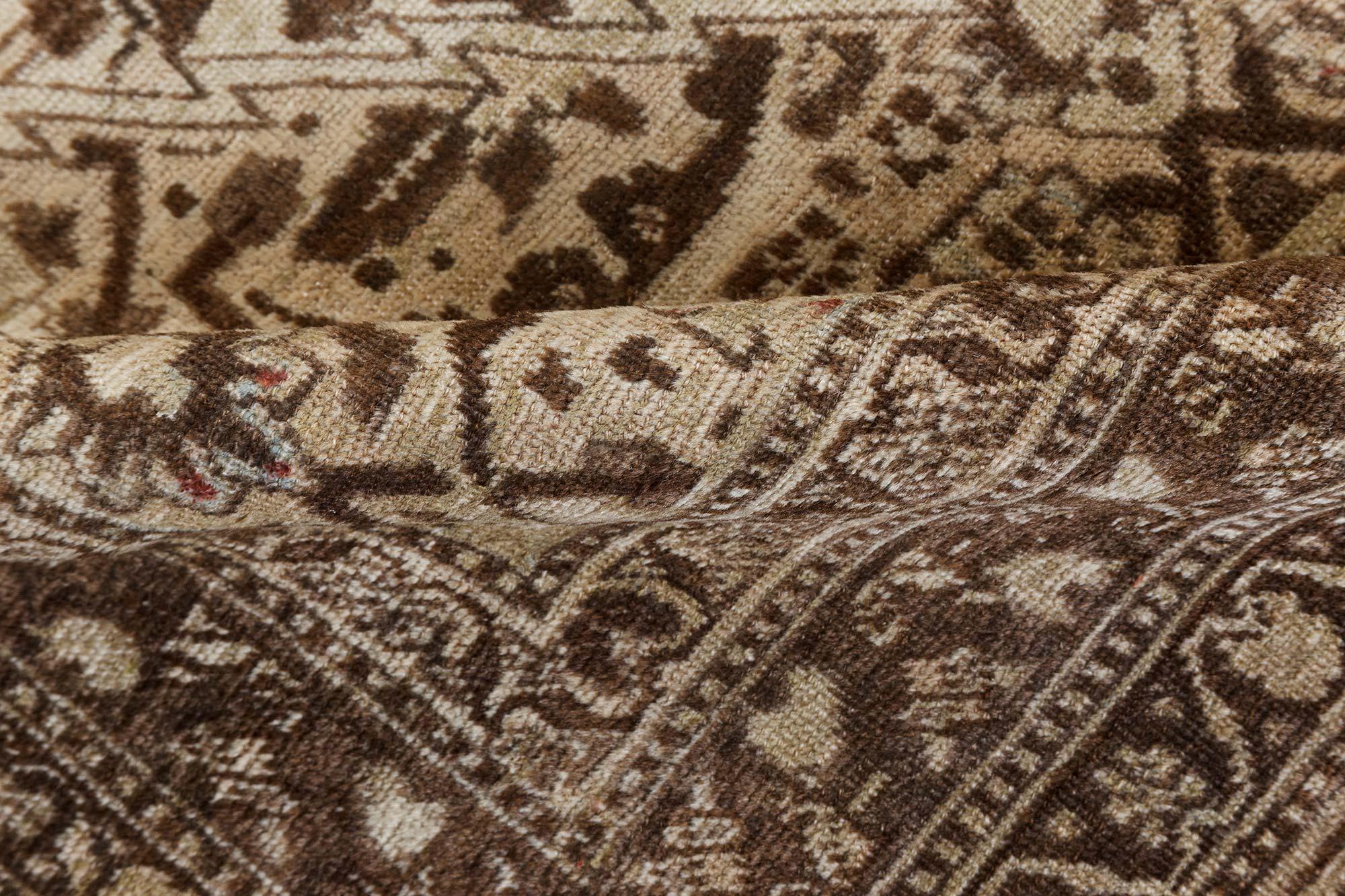 Ancien tapis persan Tabriz Botanic en laine fait à la main
Taille : 10'2