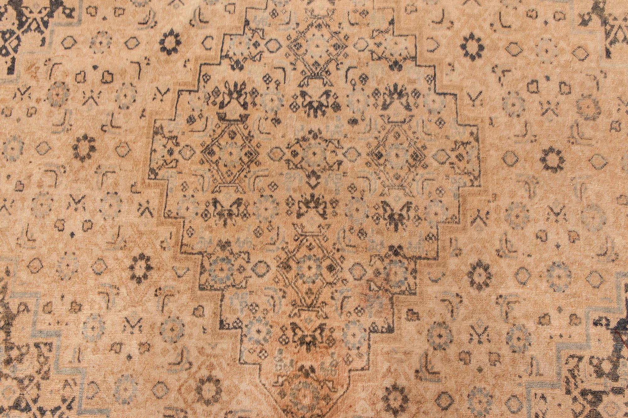 Antique Persian Tabriz handwoven wool carpet
Size: 14'4