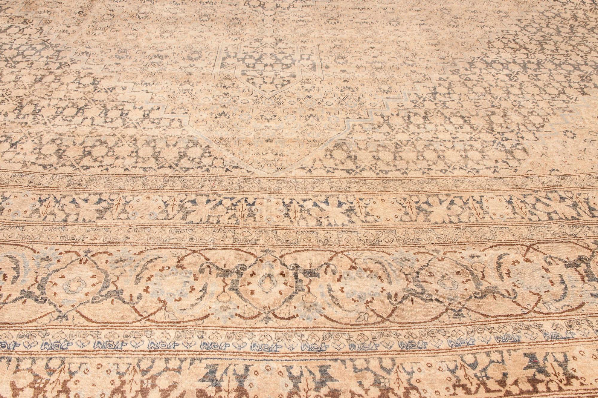 Antique Persian Tabriz Handwoven Wool Carpet In Good Condition For Sale In New York, NY