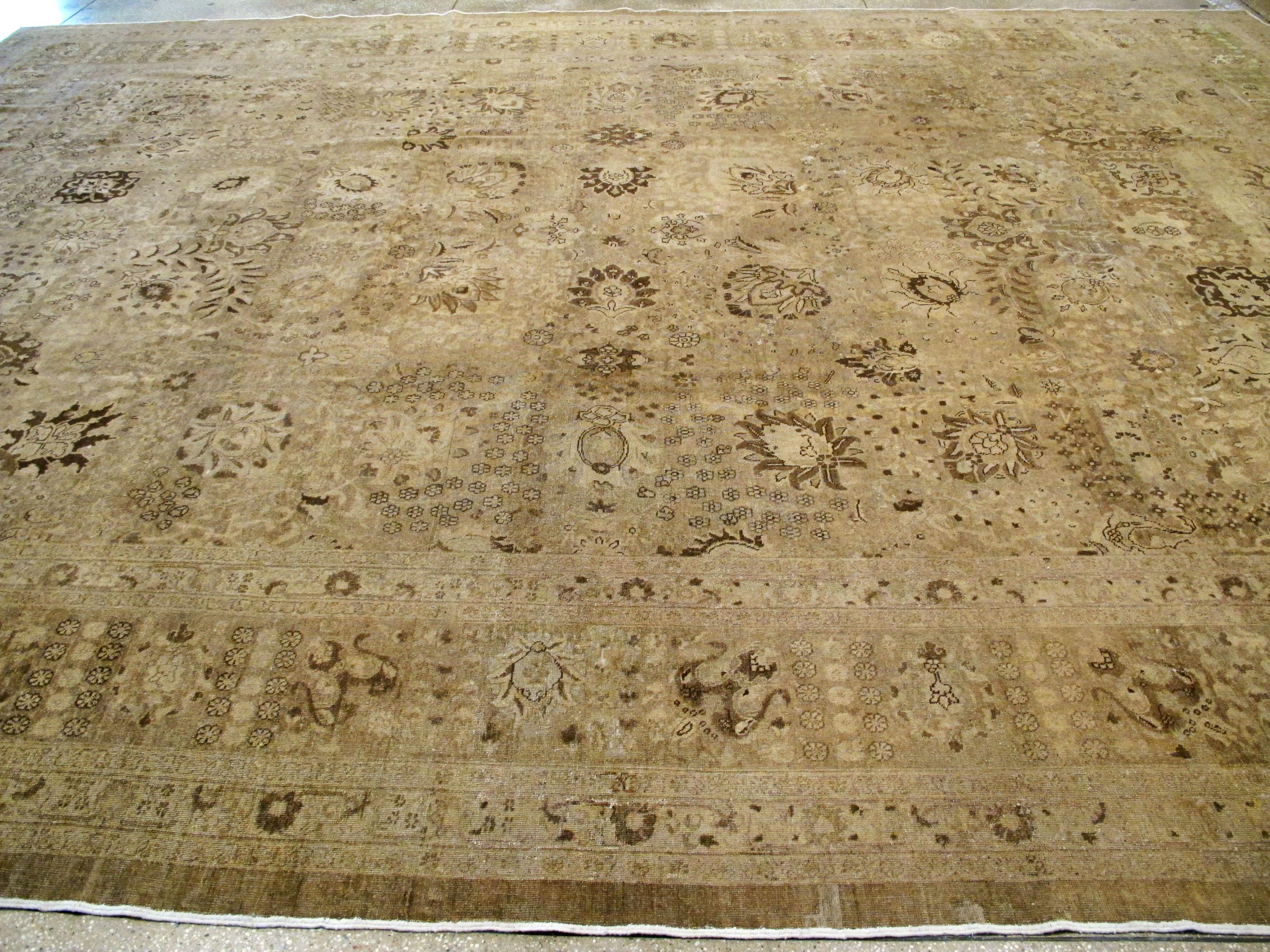 Antique Persian Tabriz Carpet For Sale 7