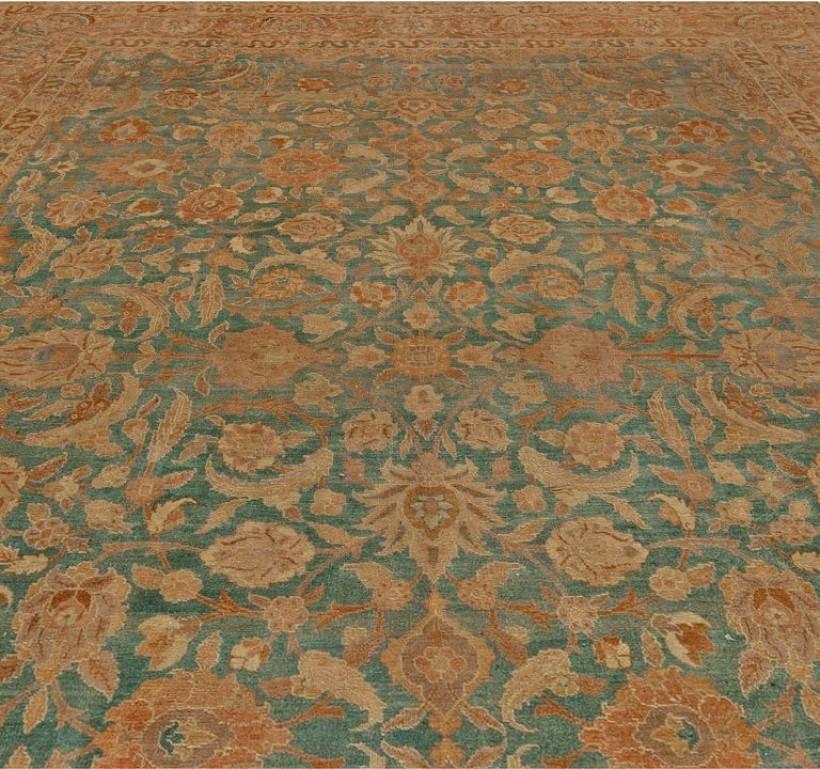 Antique Persian Tabriz carpet
Size: 8'6