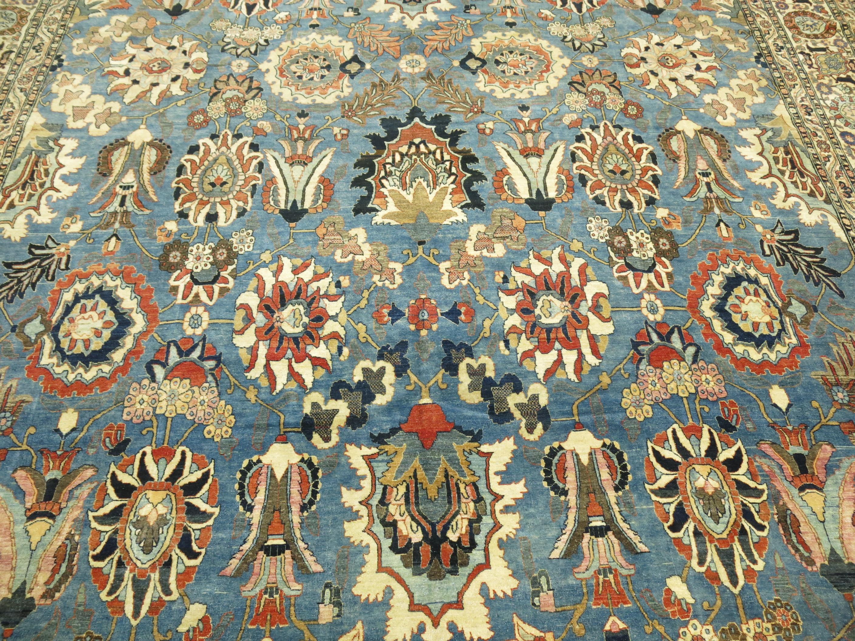  Zabihi Collection Antique Persian Tabriz Carpet In Good Condition For Sale In New York, NY