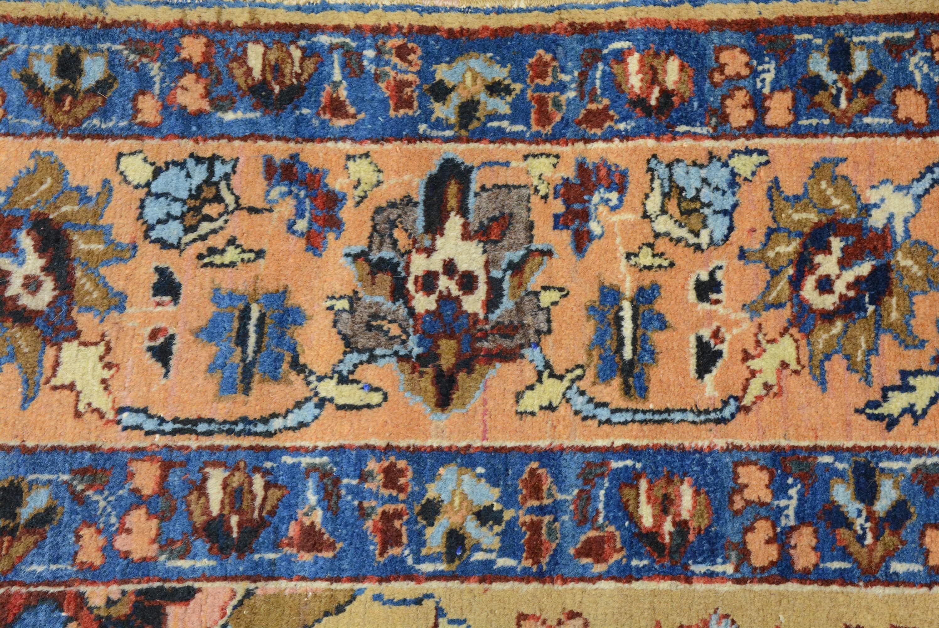 Metà XX secolo Antico tappeto persiano Tabriz in vendita