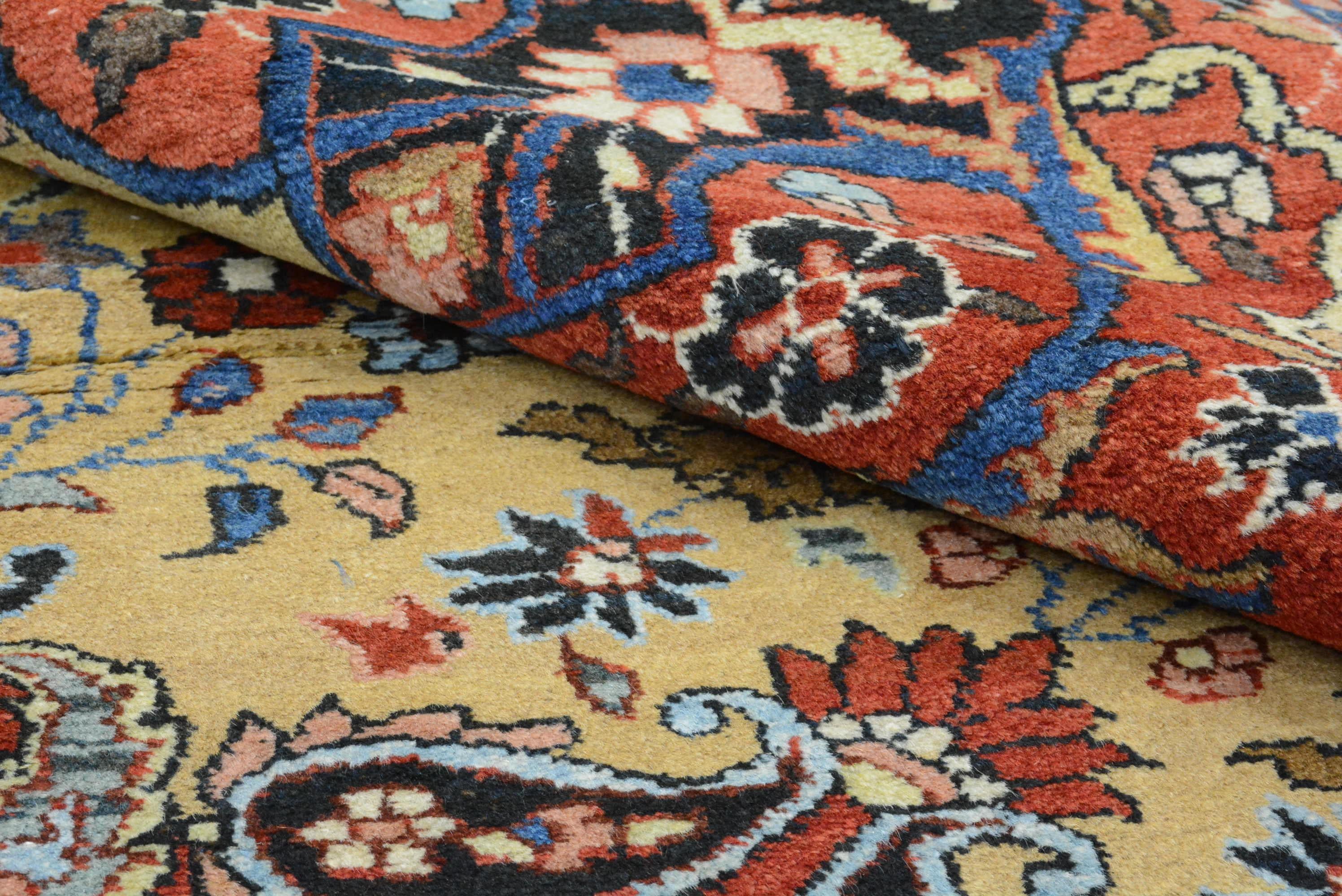 Antico tappeto persiano Tabriz in vendita 1
