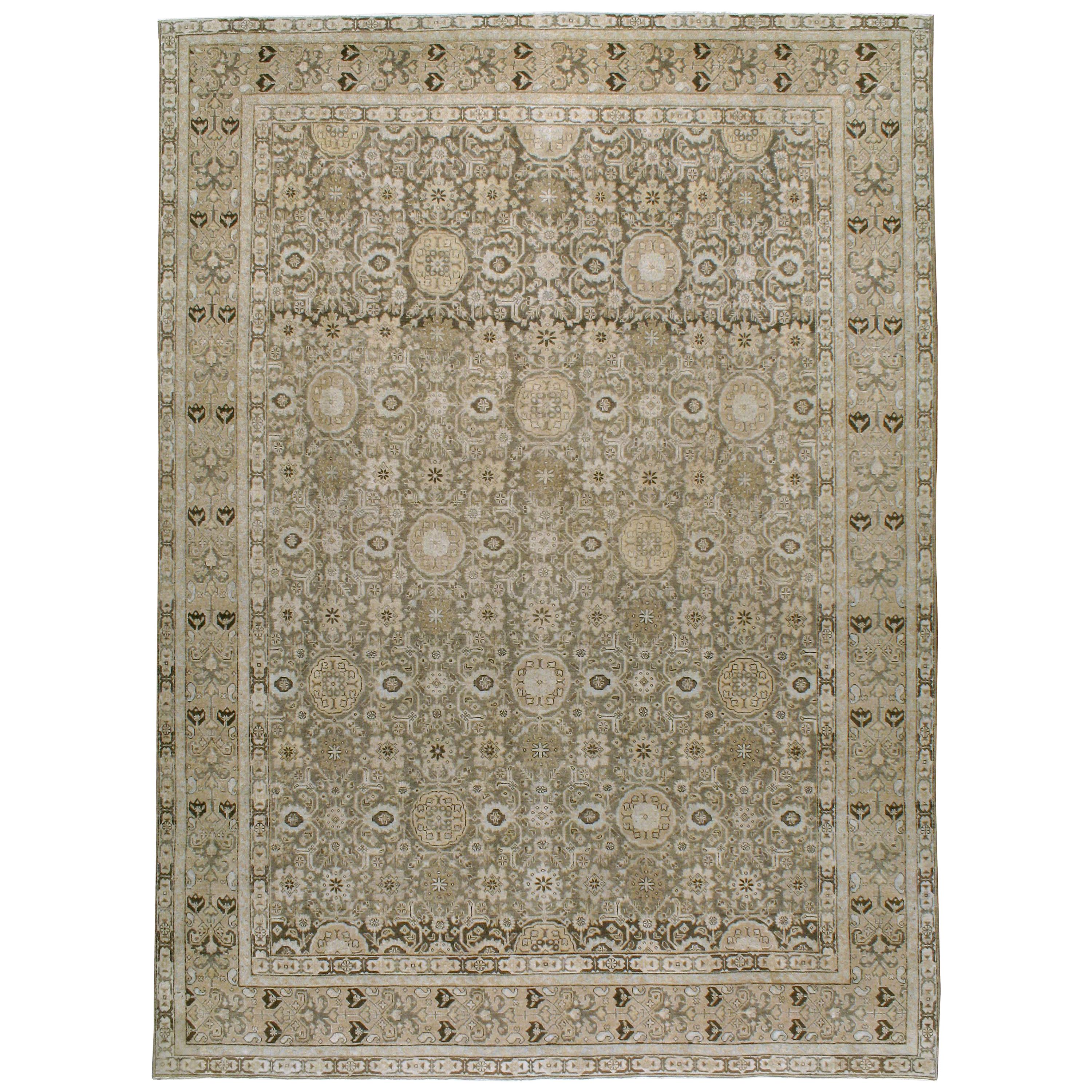 Early 20th Century Handmade Persian Tabriz Room Size Carpet In Neutral Colors