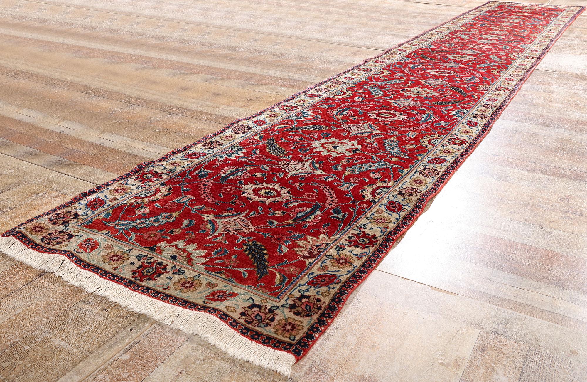 Antique Persian Tabriz Carpet with Traditional Style For Sale 2
