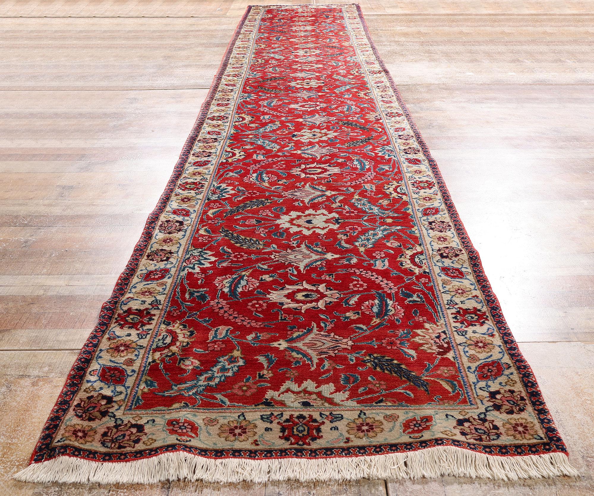 Antique Persian Tabriz Carpet with Traditional Style For Sale 3