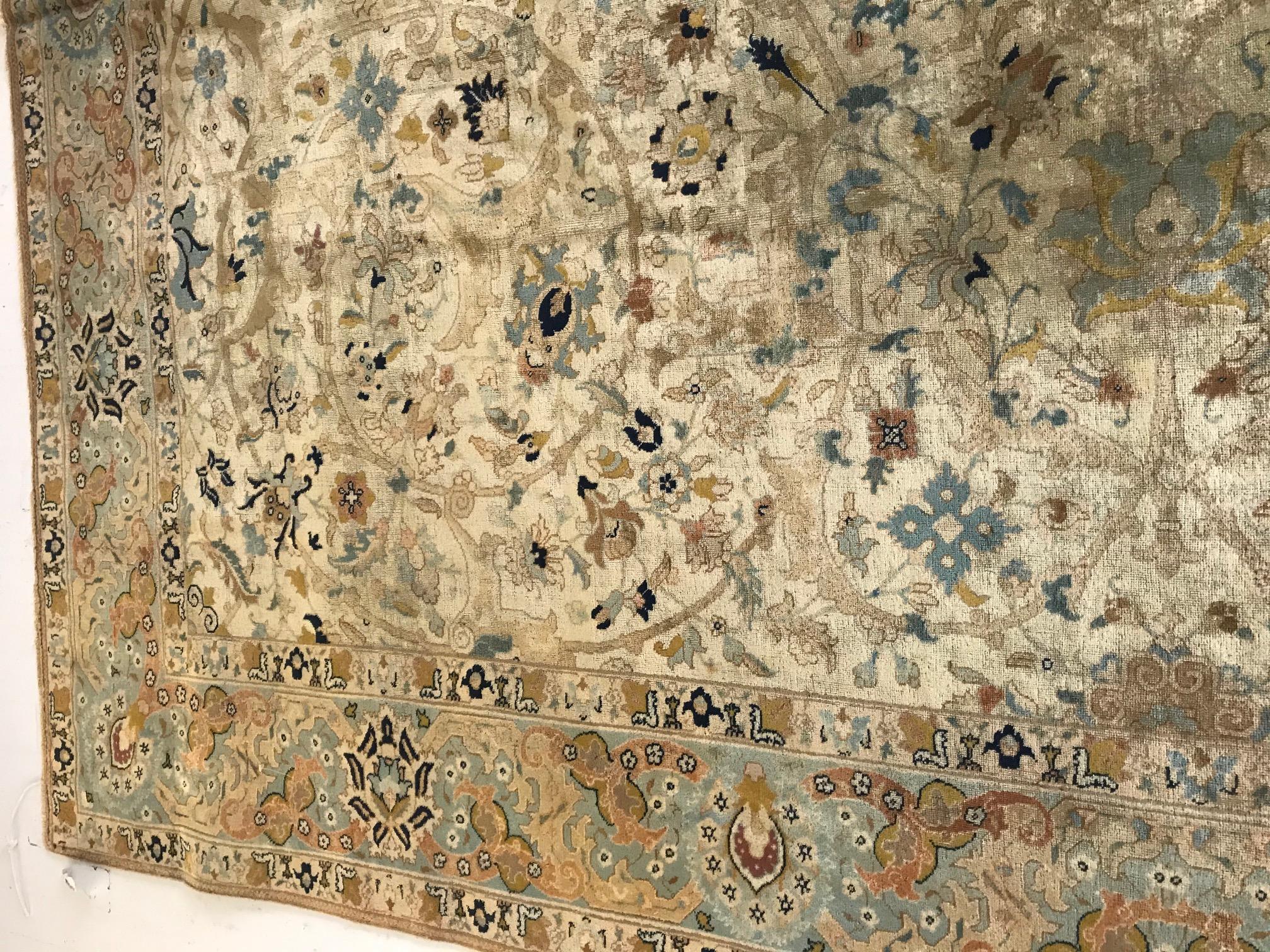 Antiker persischer handgewebter botanischer Täbris-Teppich aus Wolle (20. Jahrhundert) im Angebot