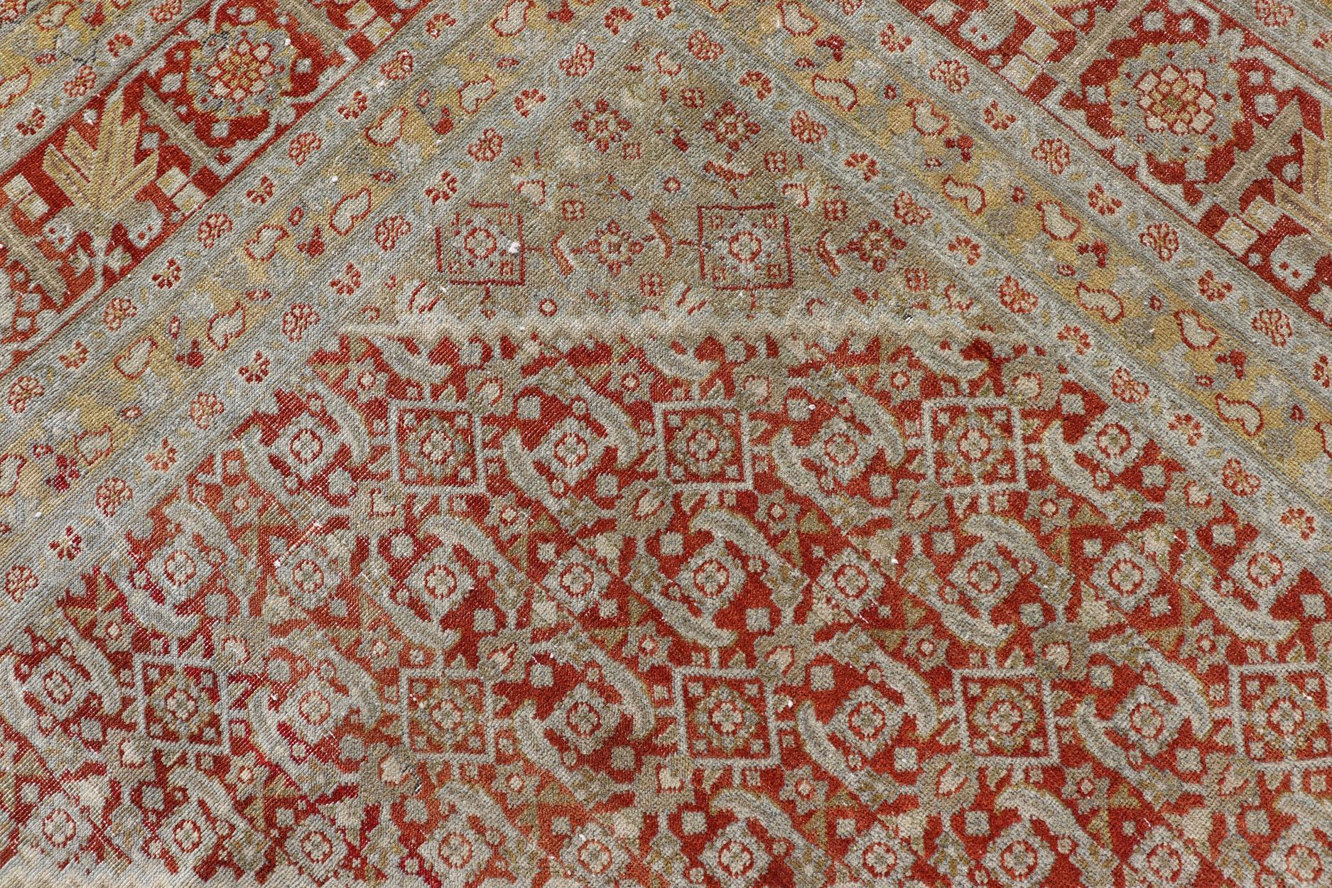 Antique Persian Tabriz Distressed Carpet with Geometric Diamond Design In Good Condition For Sale In Atlanta, GA