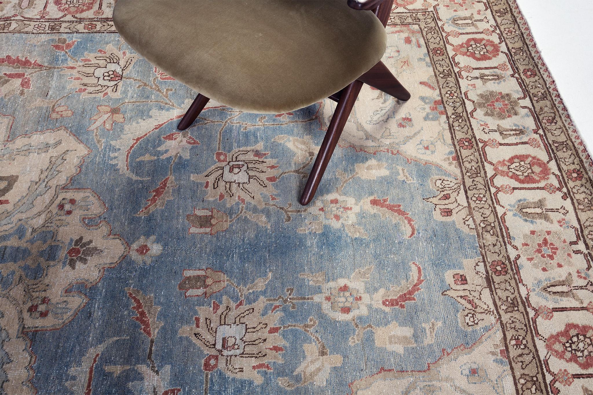 Antiker persischer Täbris im Angebot 4