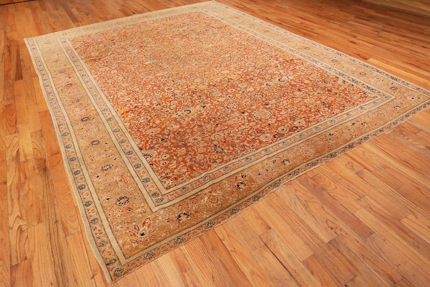 Wool Antique Persian Tabriz Haji Jalili Carpet. Size: 9 ft 6 in x 12 ft 6 in