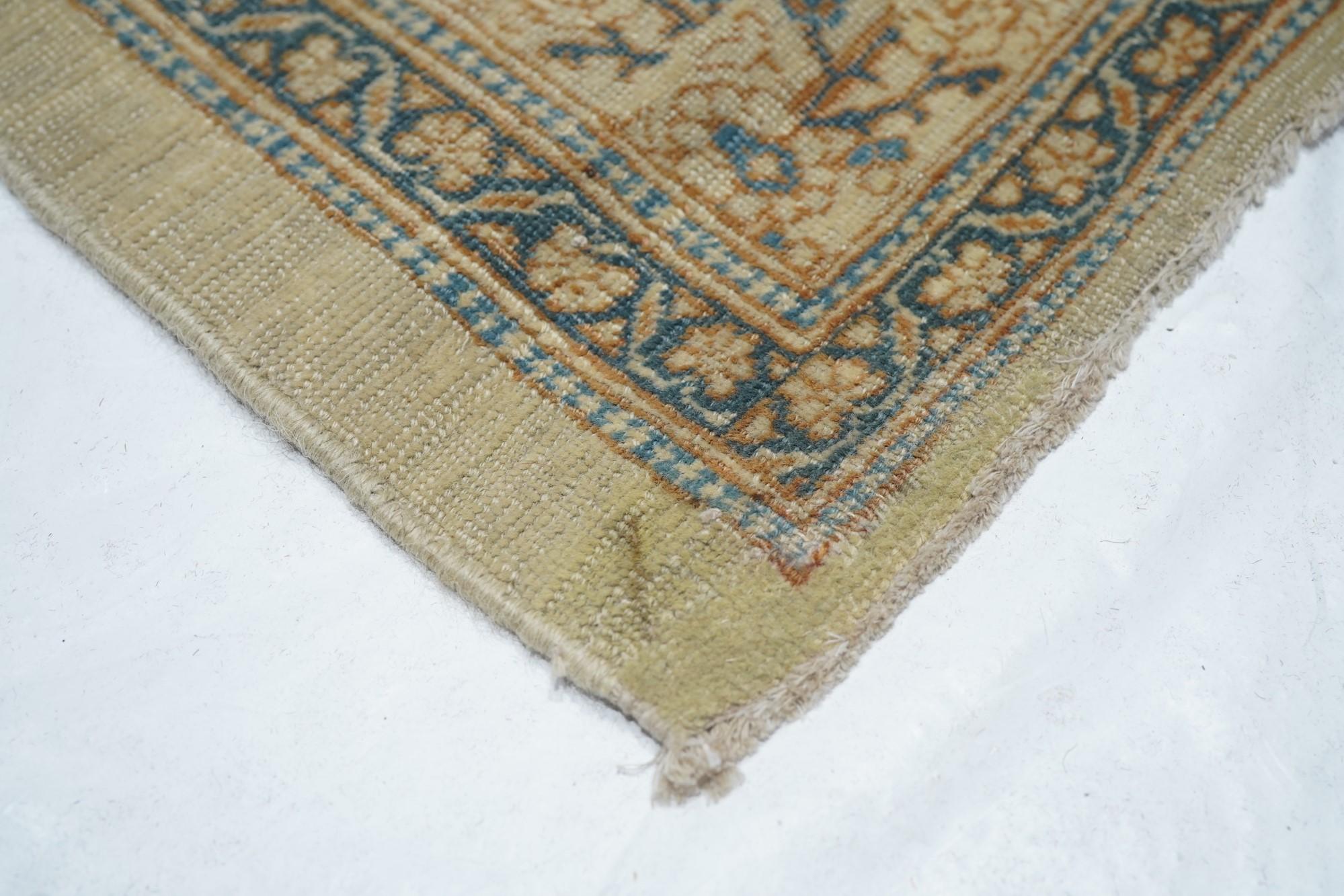 Persiano Tappeto antico Haji Jalili Tabriz 10'1'' x 12'3'' in vendita