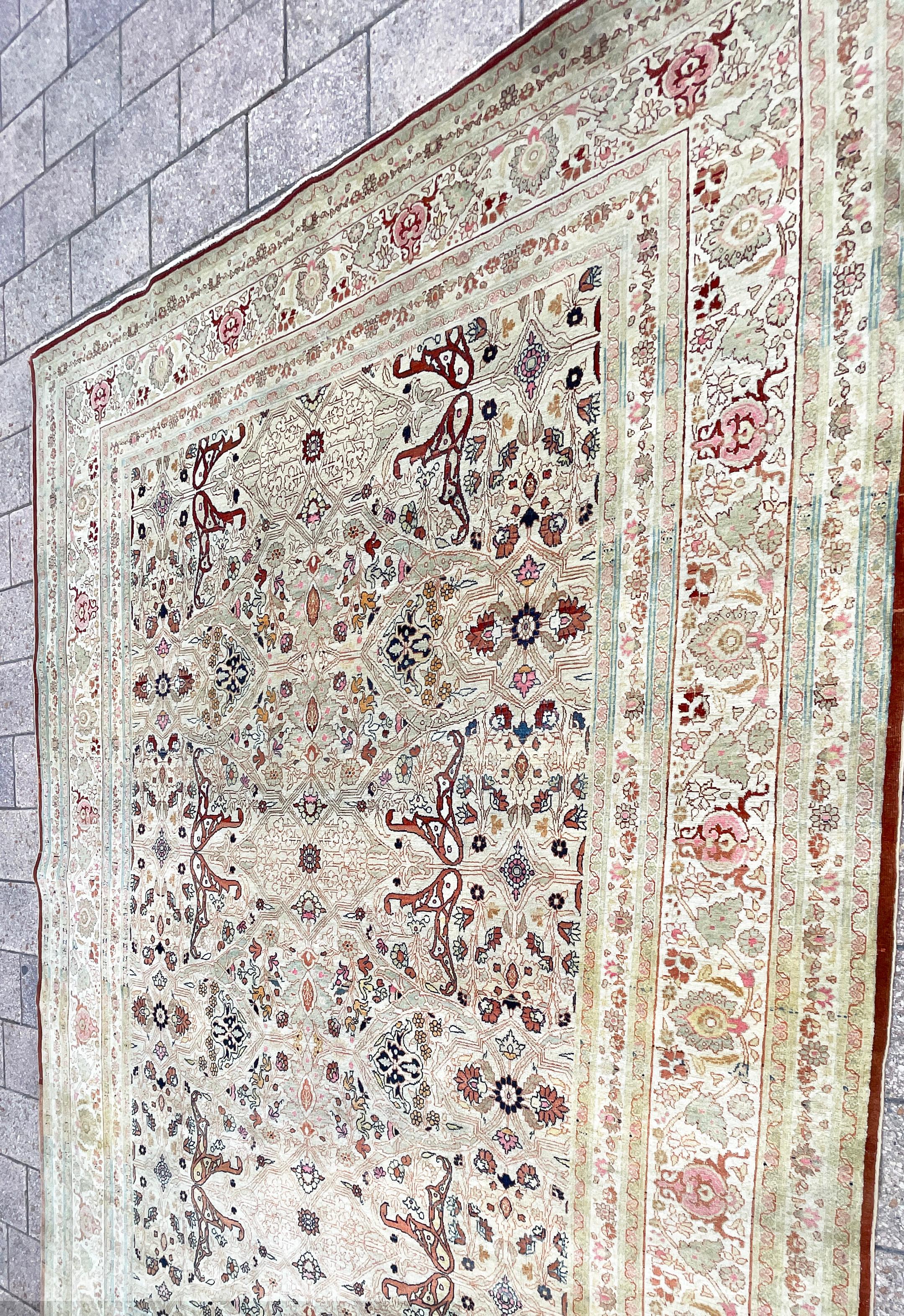 Antique Persian Tabriz Hajji Jalili Carpet, The crown Of Persian Rugs In Excellent Condition For Sale In Evanston, IL