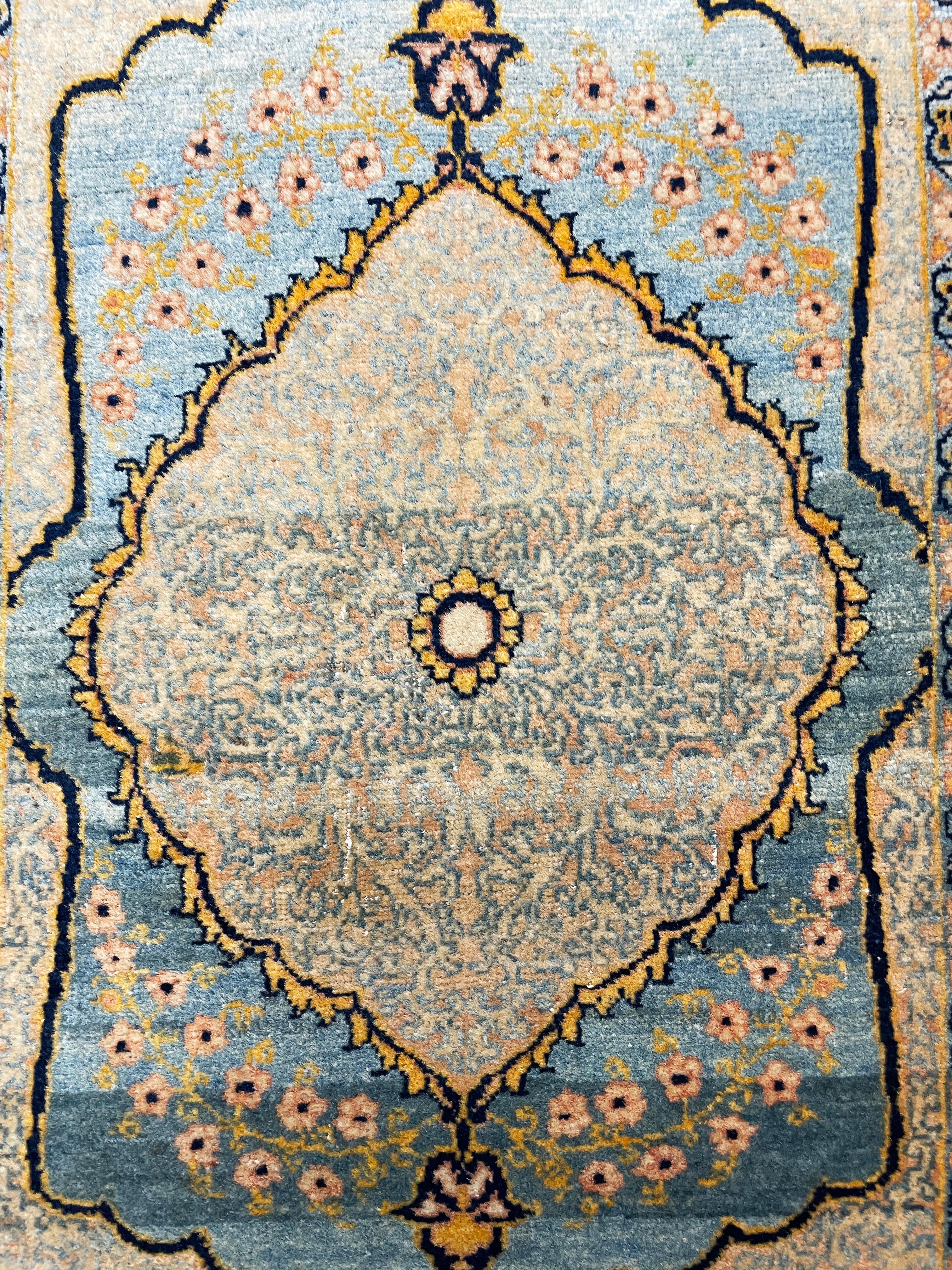 Antiker persischer Täbris Hajji-Jalili-Teppich aus Hajji, das Beste aus Perserteppichen im Zustand „Hervorragend“ im Angebot in Evanston, IL