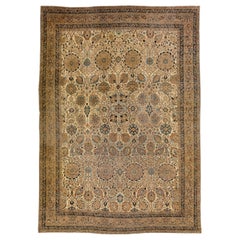 Antico tappeto persiano Tabriz fatto a mano con motivo a trifoglio in lana oversize beige