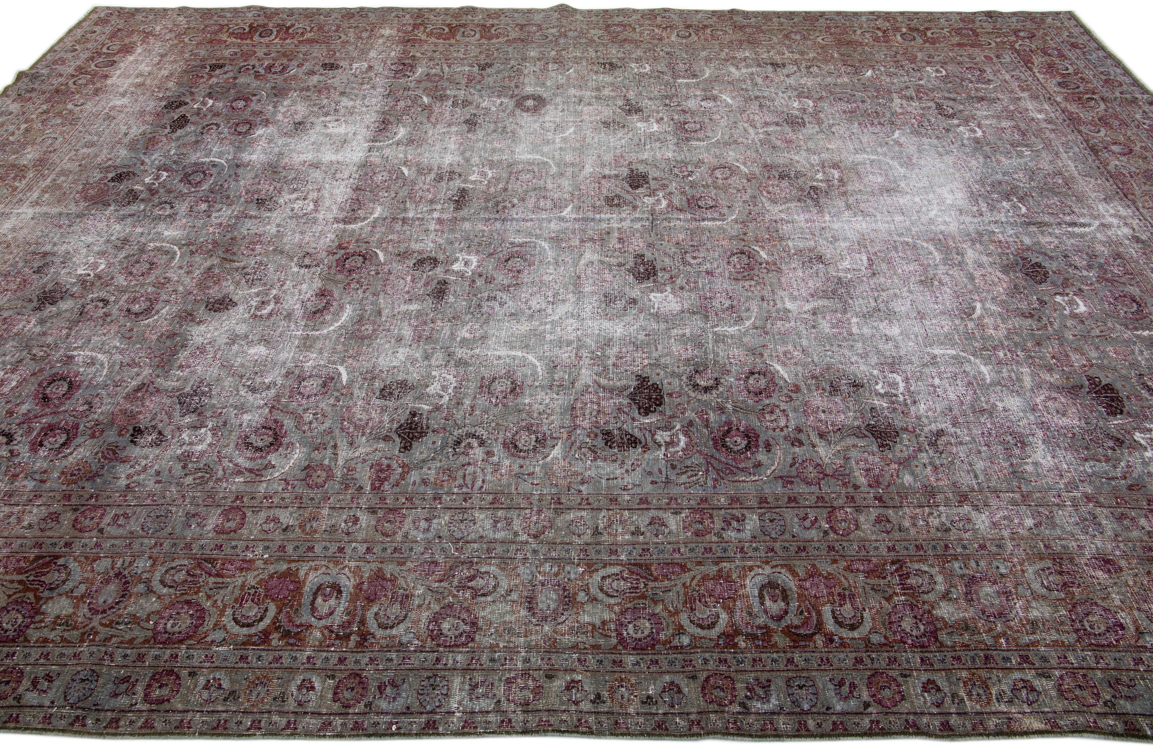 Antiker persischer Täbris-Teppich aus grauer Wolle mit Allover-Design (Persisch) im Angebot