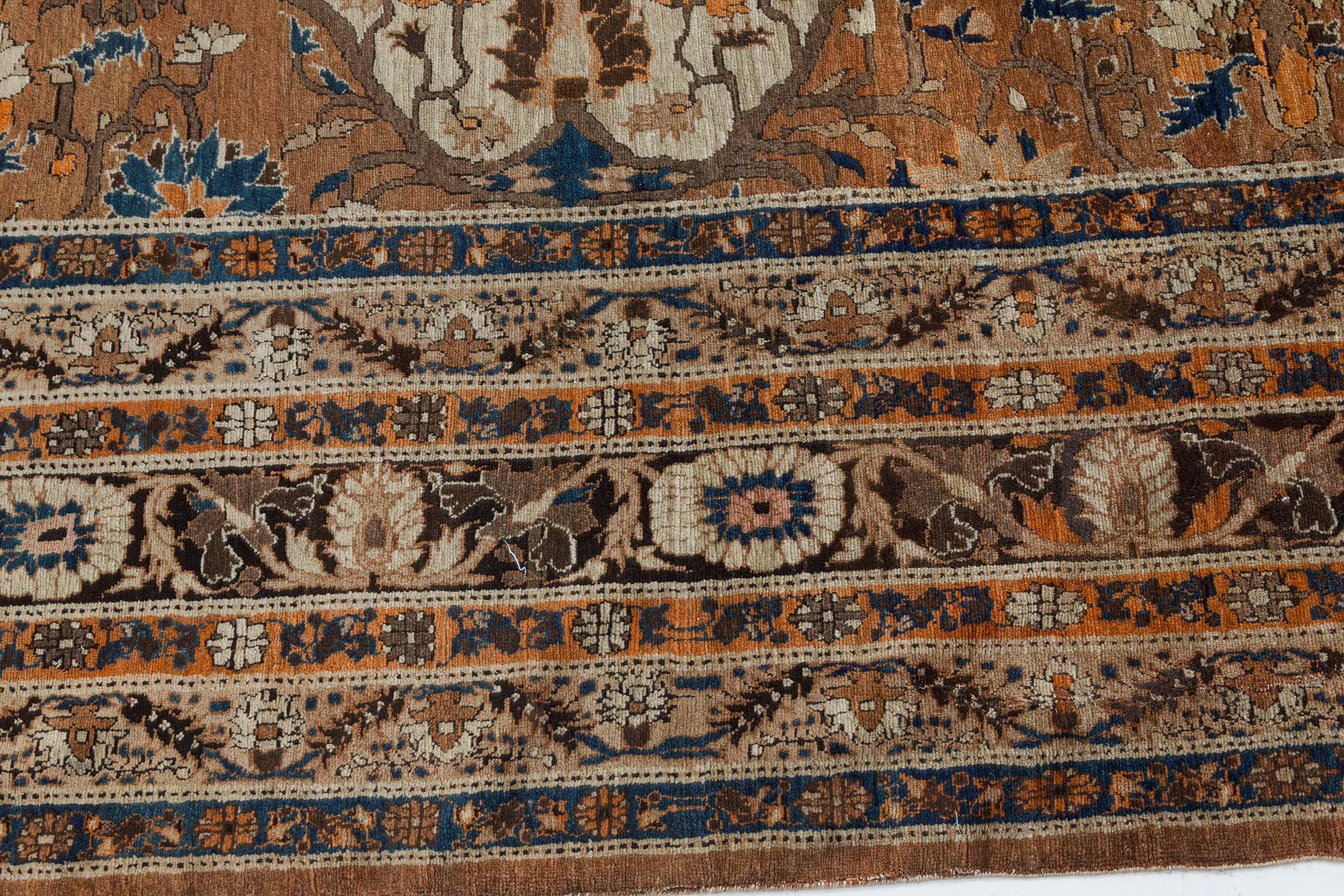 Antique Persian Tabriz Handmade Rug Size Adjusted In Good Condition For Sale In New York, NY