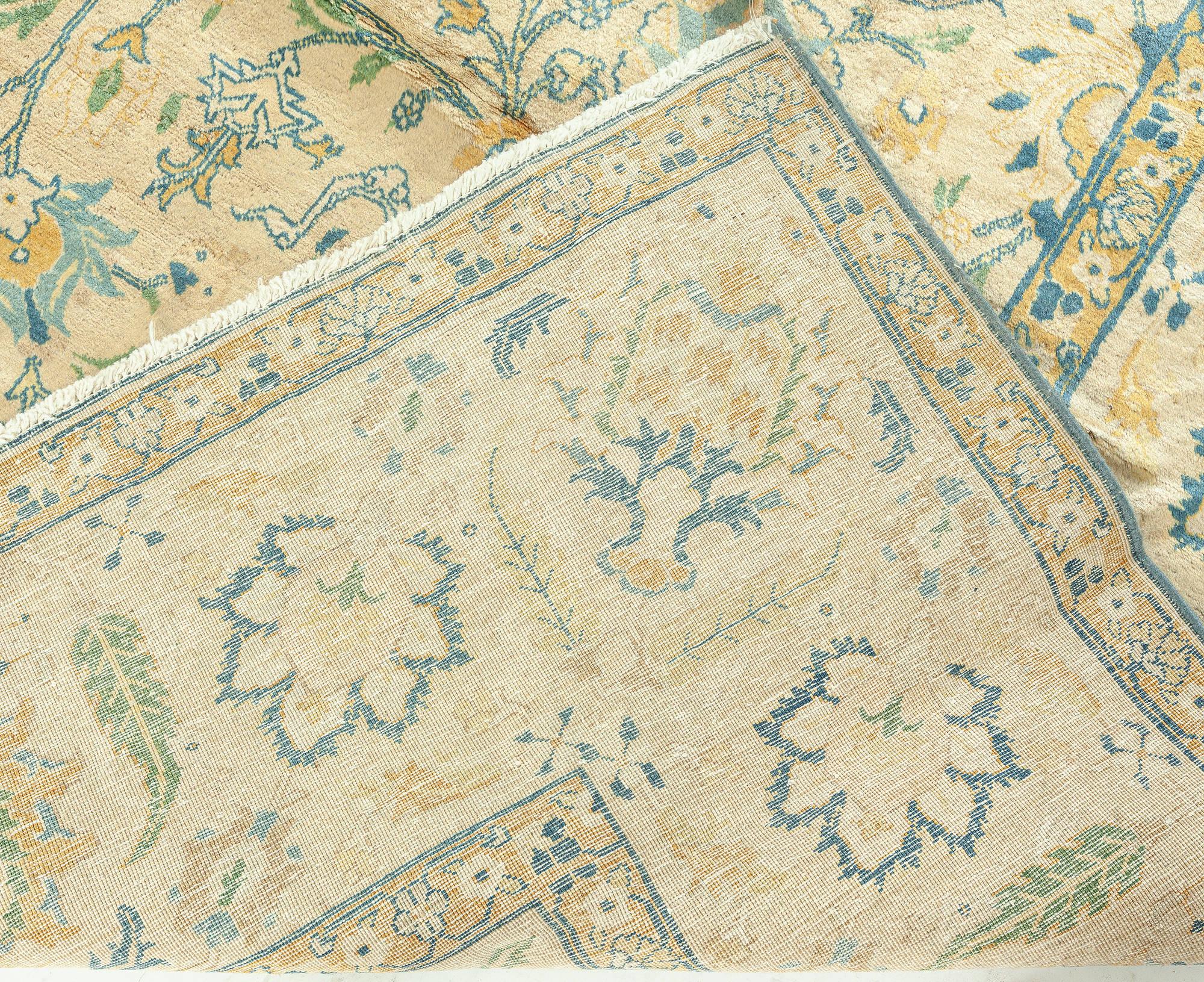 Doris Leslie Blau Tapis persan ancien Tabriz fait main en laine en vente 2