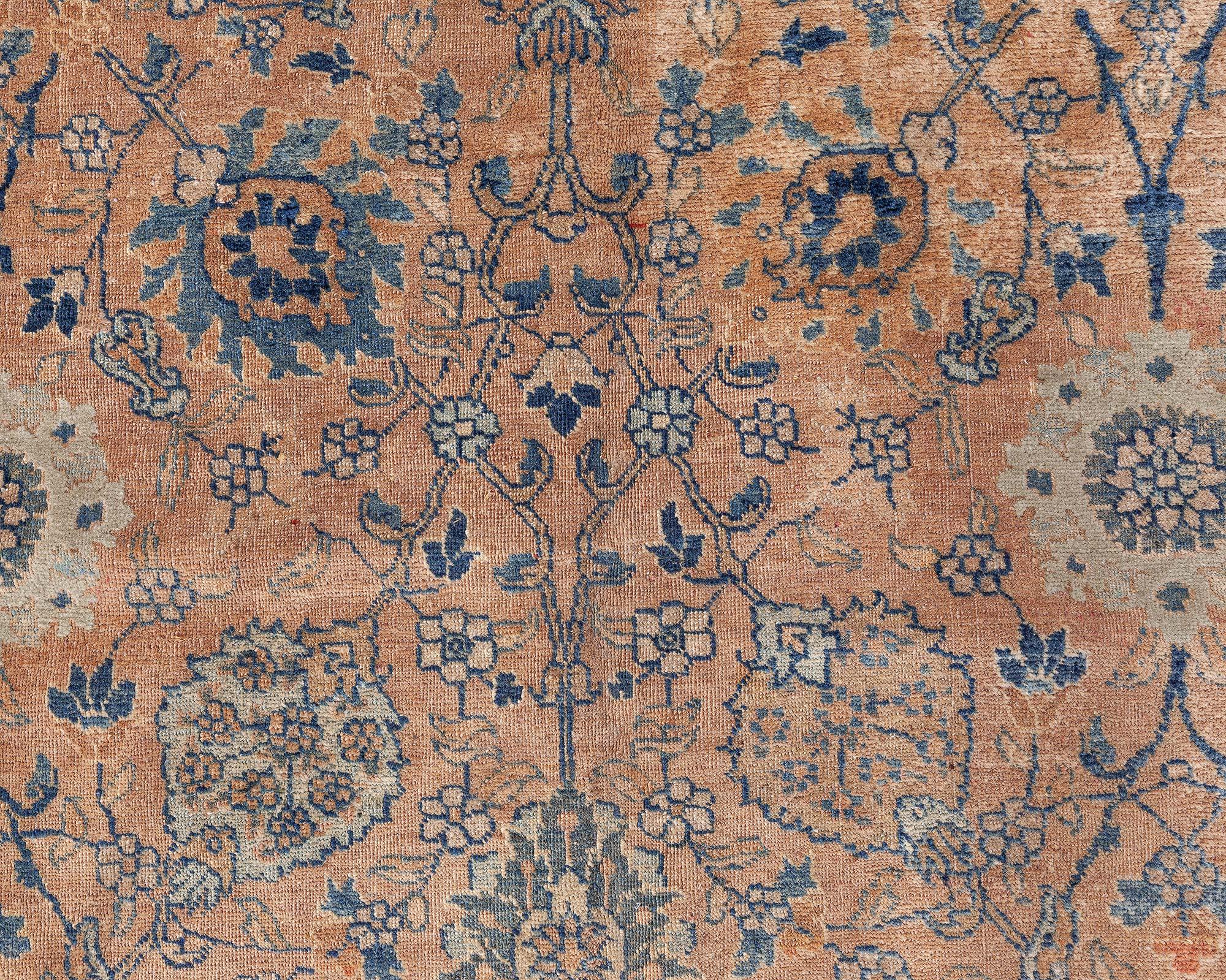 Tapis persan Tabriz ancien en laine tissé à la main Doris Leslie Blau Bon état - En vente à New York, NY
