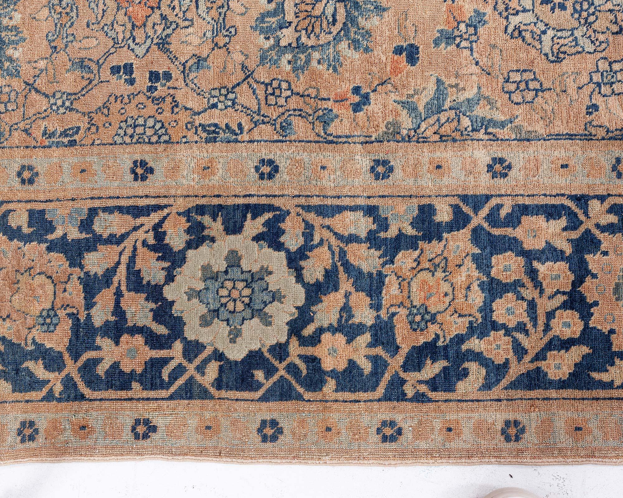 Laine Tapis persan Tabriz ancien en laine tissé à la main Doris Leslie Blau en vente